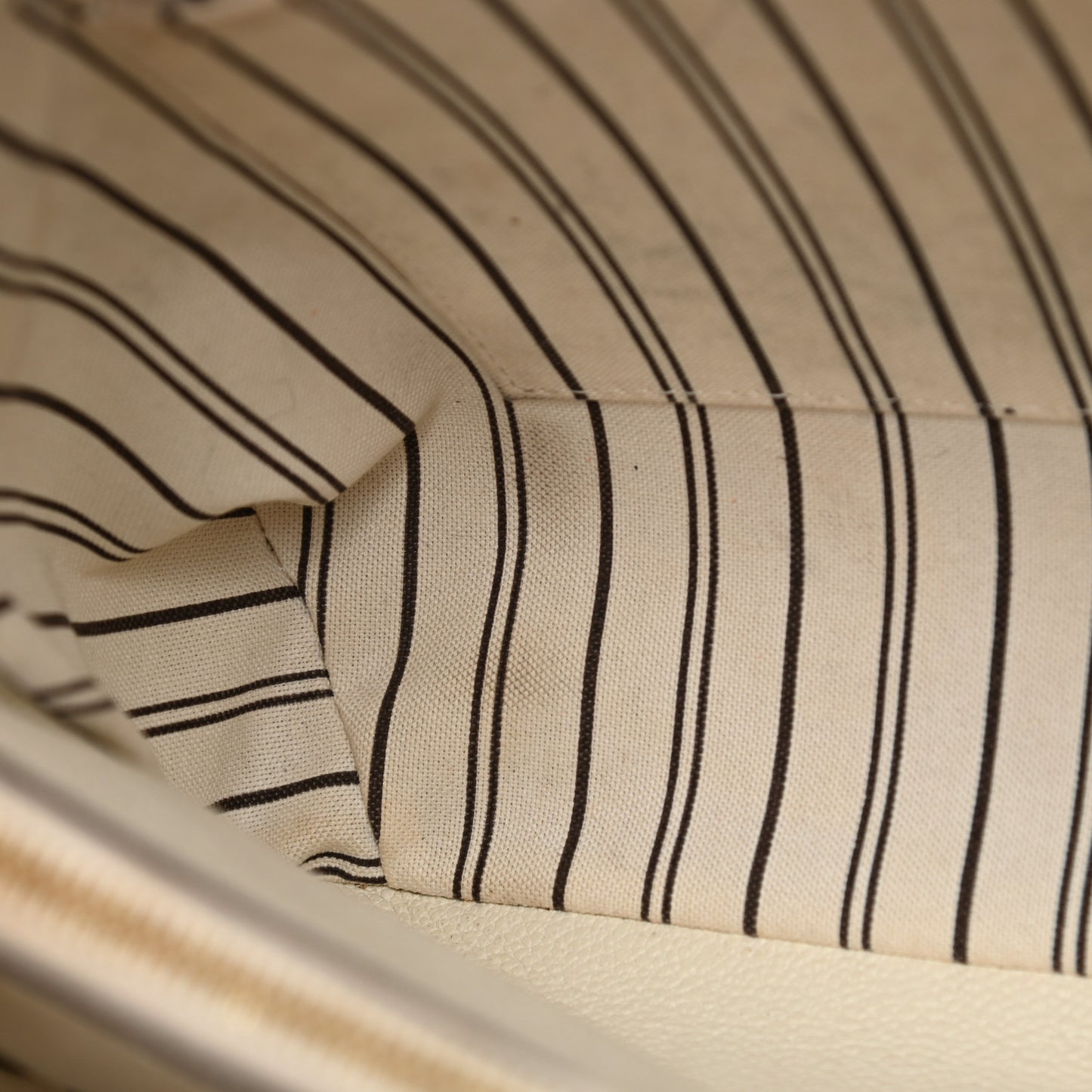 Empreinte Montaigne MM Neige