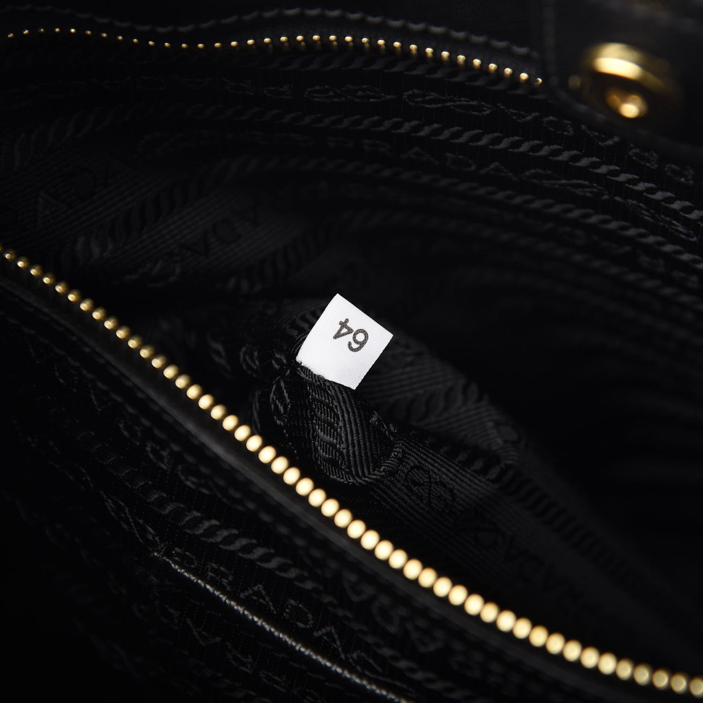 Saffiano Lux Large Tote Black