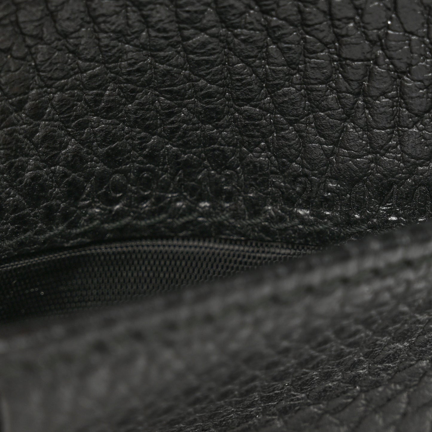 Pebbled Calfskin Butterfly Card Case Wallet Black