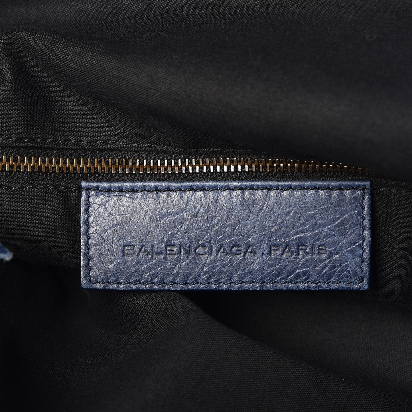 Agneau Classic Hardware Dome Bag Bleu Roi