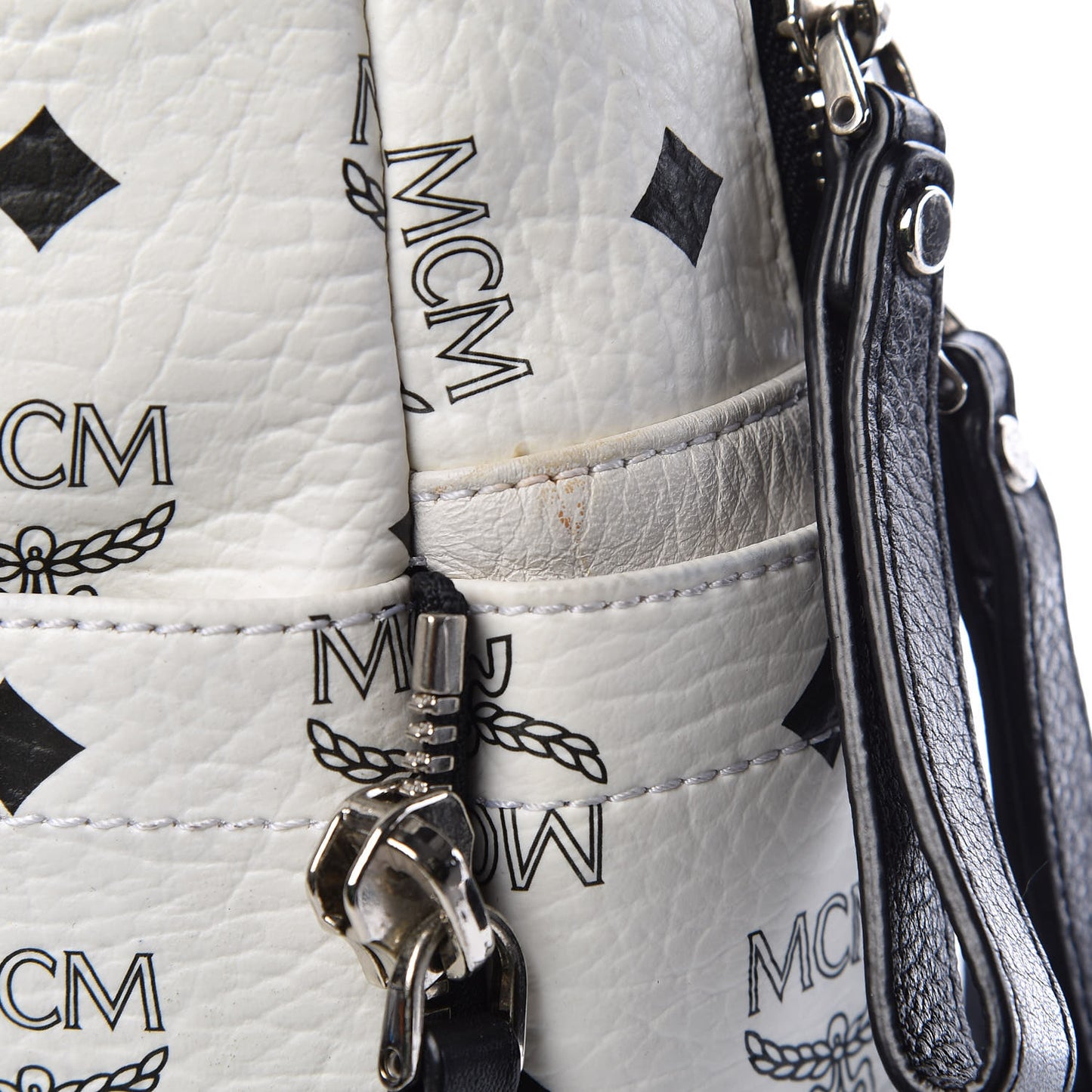 Visetos Studded Medium Dual Stark Backpack White