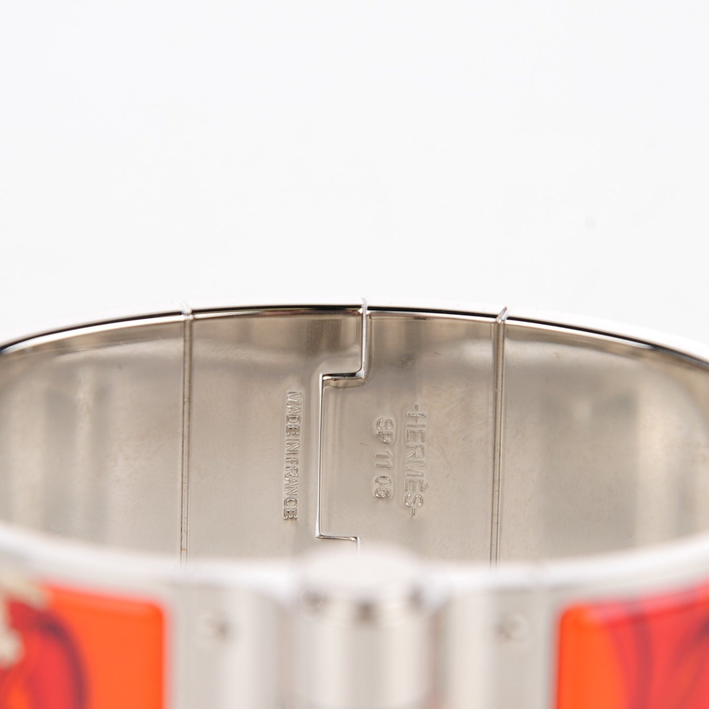 Enamel Printed Wide Brides De Gala Hinged Bracelet S