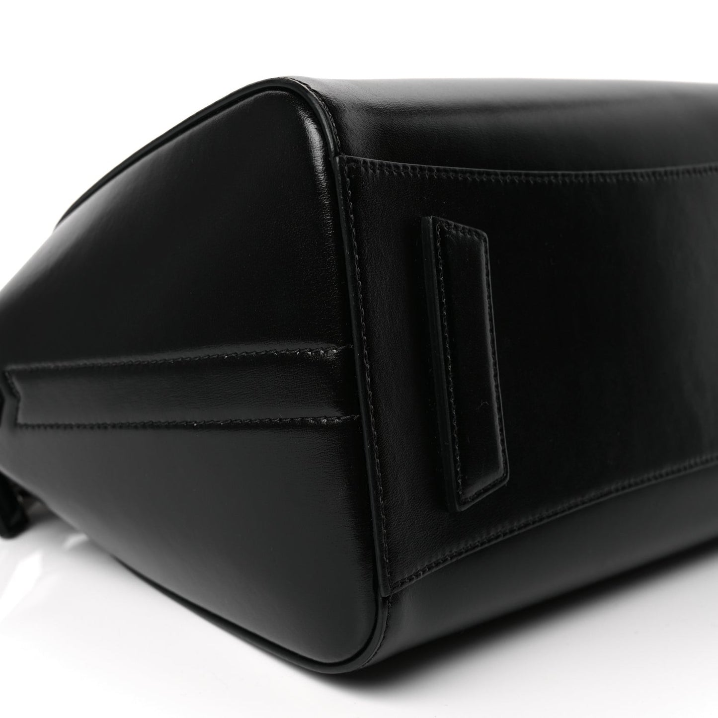 Shiny Lord Calfskin Small Antigona Black
