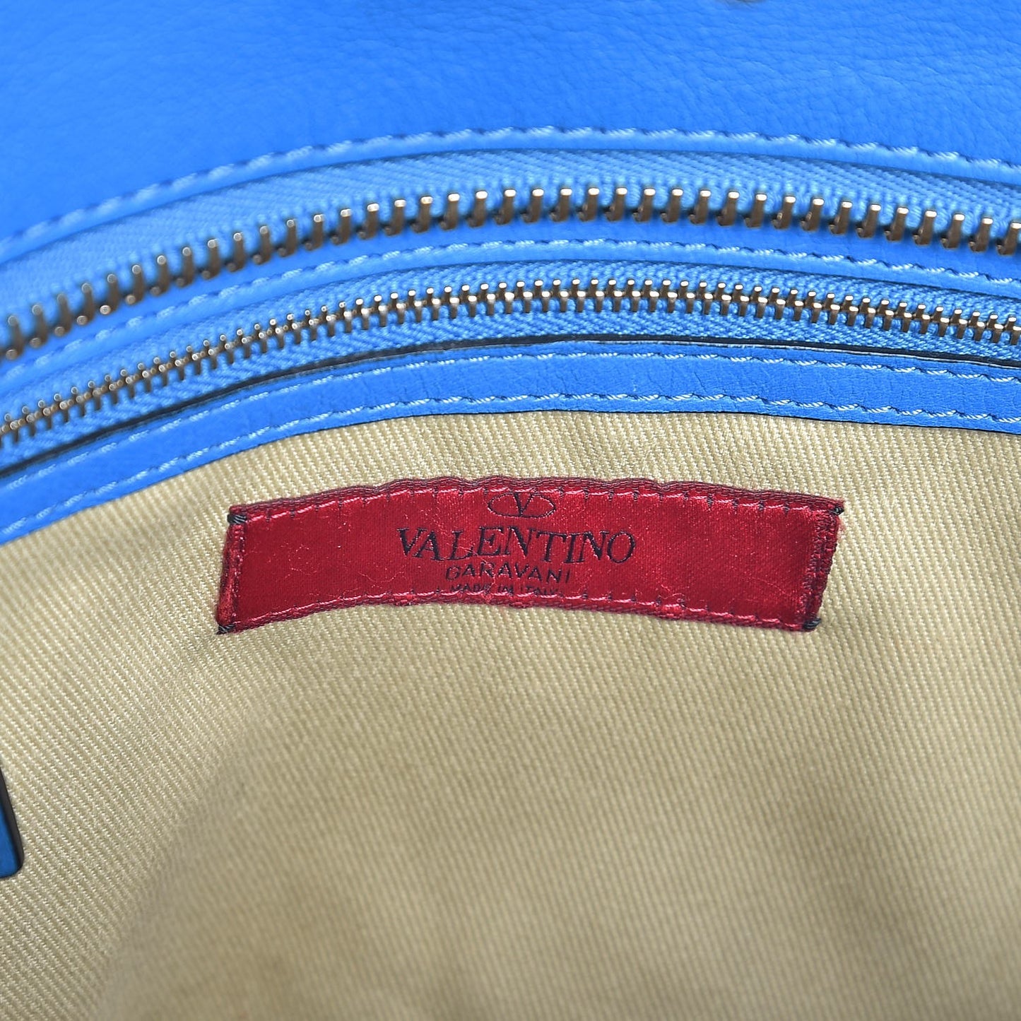 Vitello Rockstud Double Handle Tote Blue Fluo