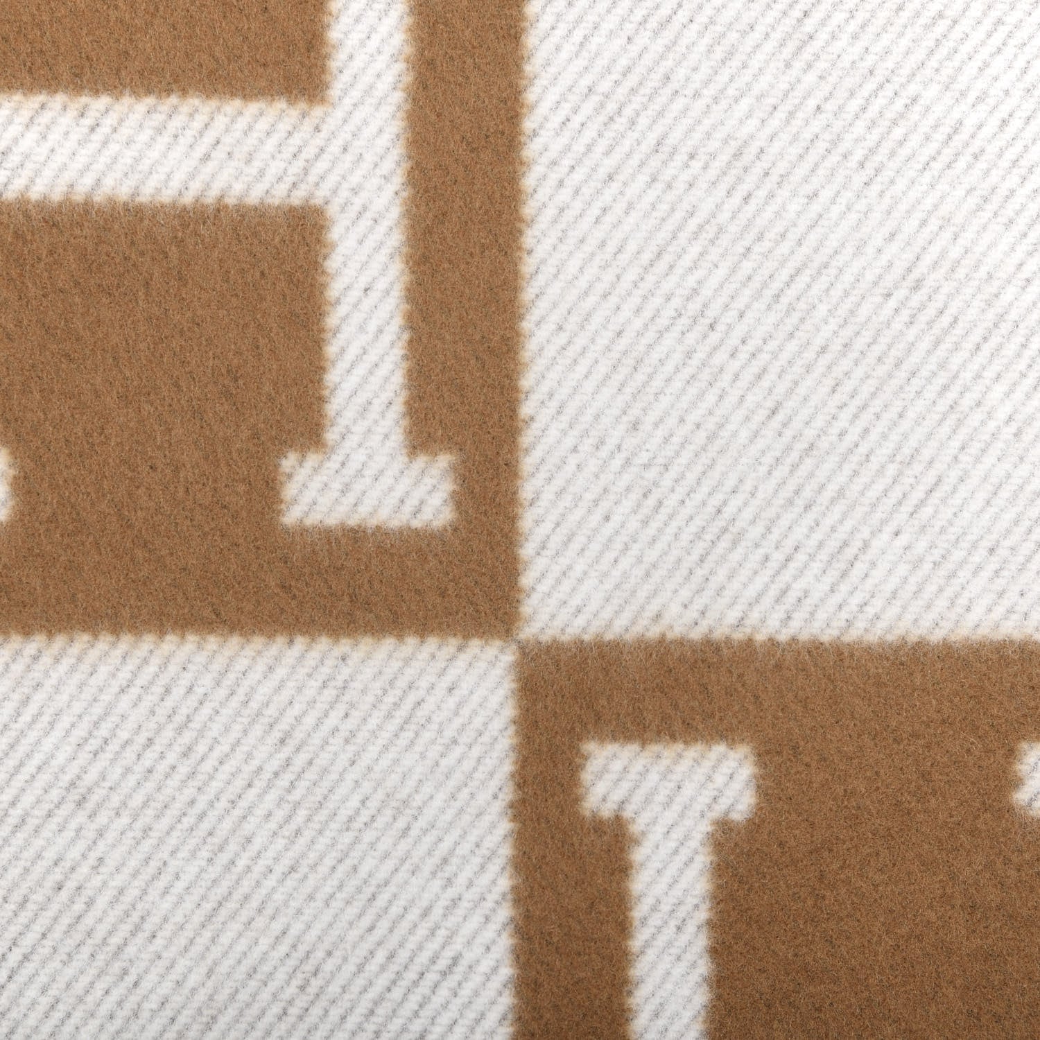 Hermes Wool Cashmere Avalon Blanket Ecru Camel 4 of 4