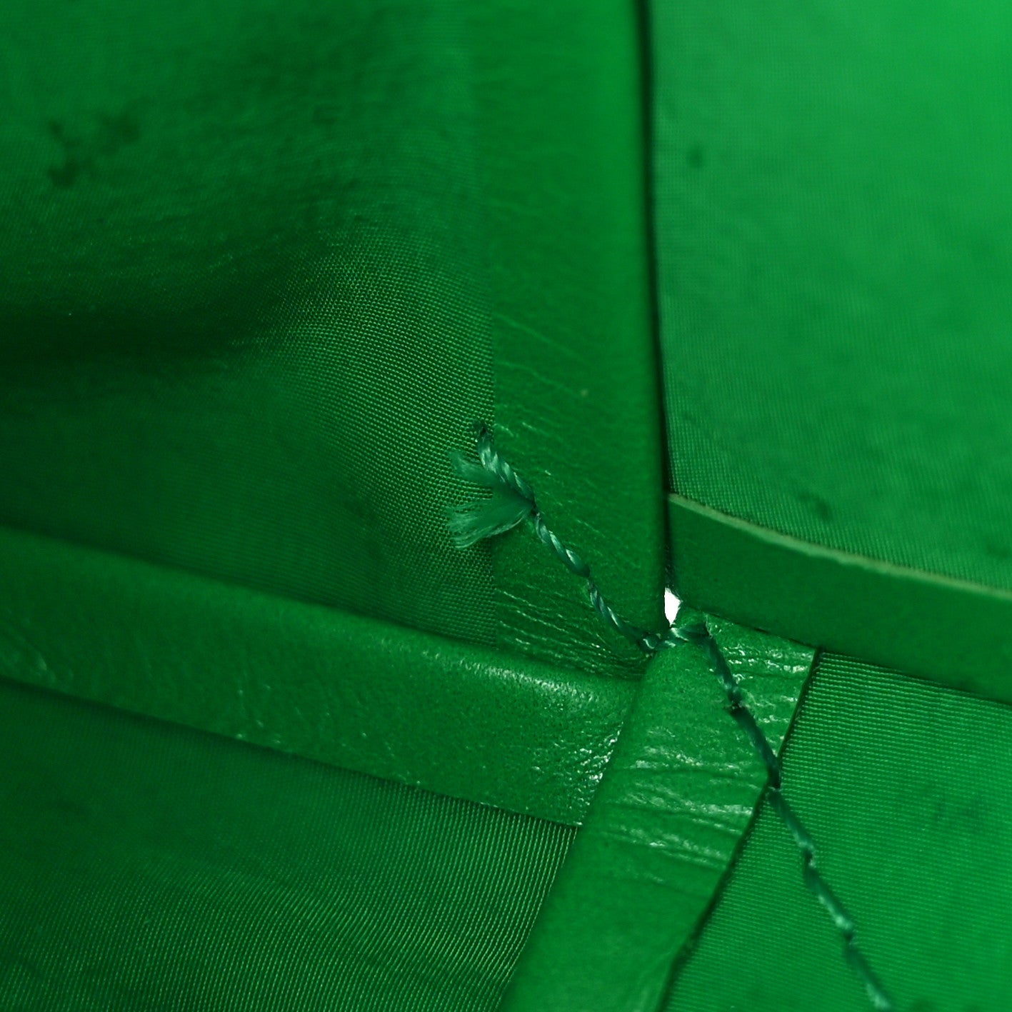 Bottega Veneta Paper Calfskin Intreccio Cassette Belt Bag Parakeet 12 of 12