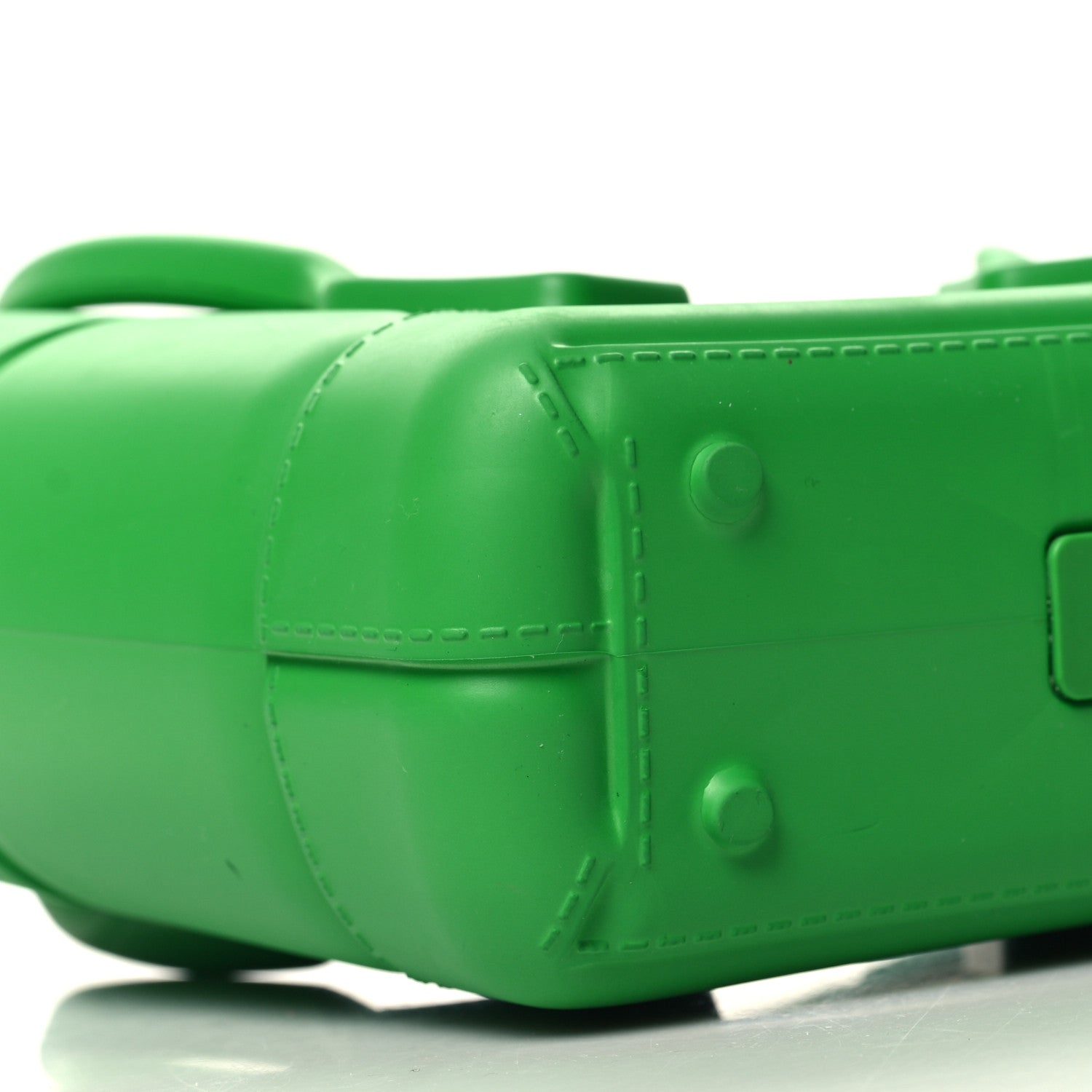 Bottega Veneta Rubber Maxi Intrecciato Mini Arco Grass 8 of 9