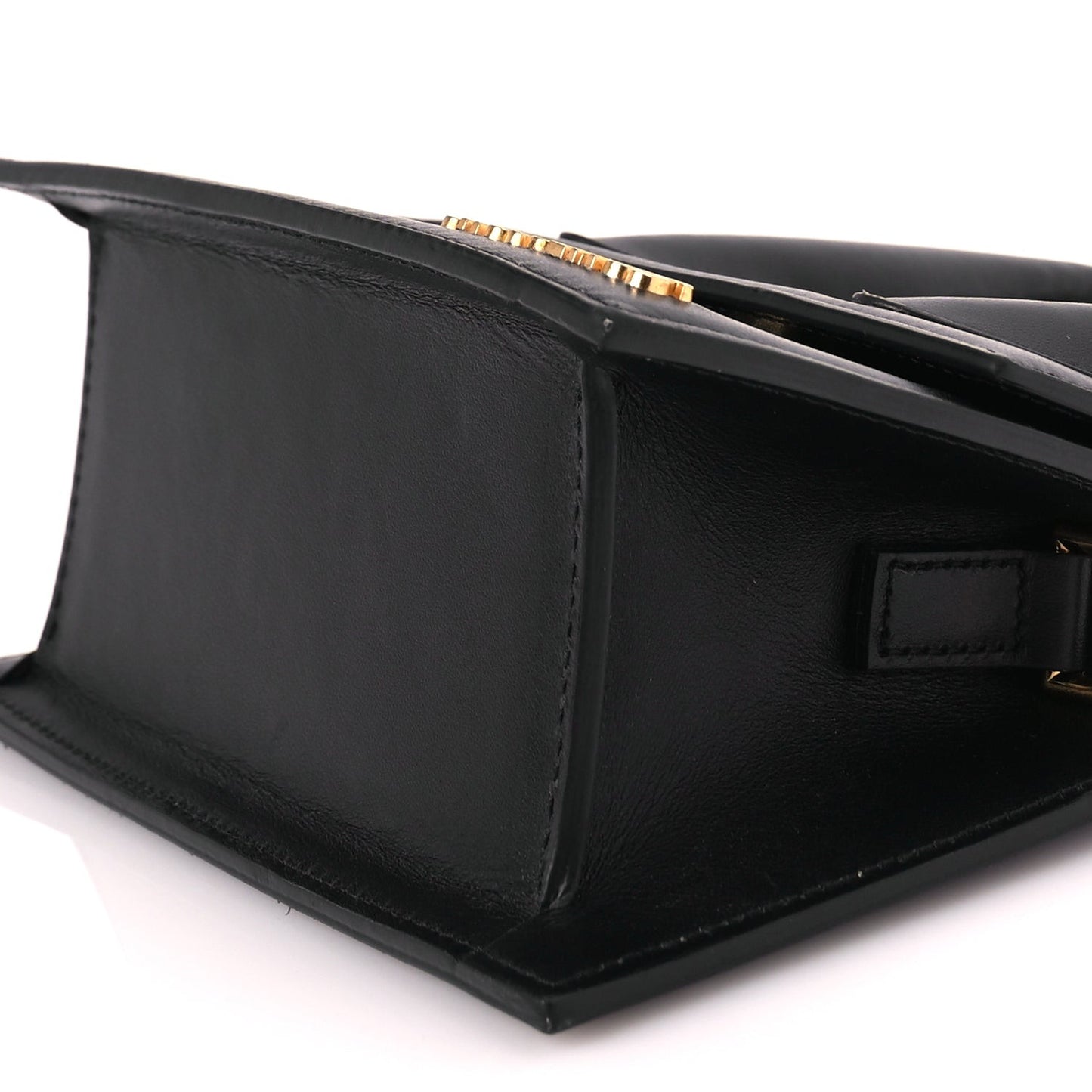 Smooth Calfskin Le Chiquito Moyen Black