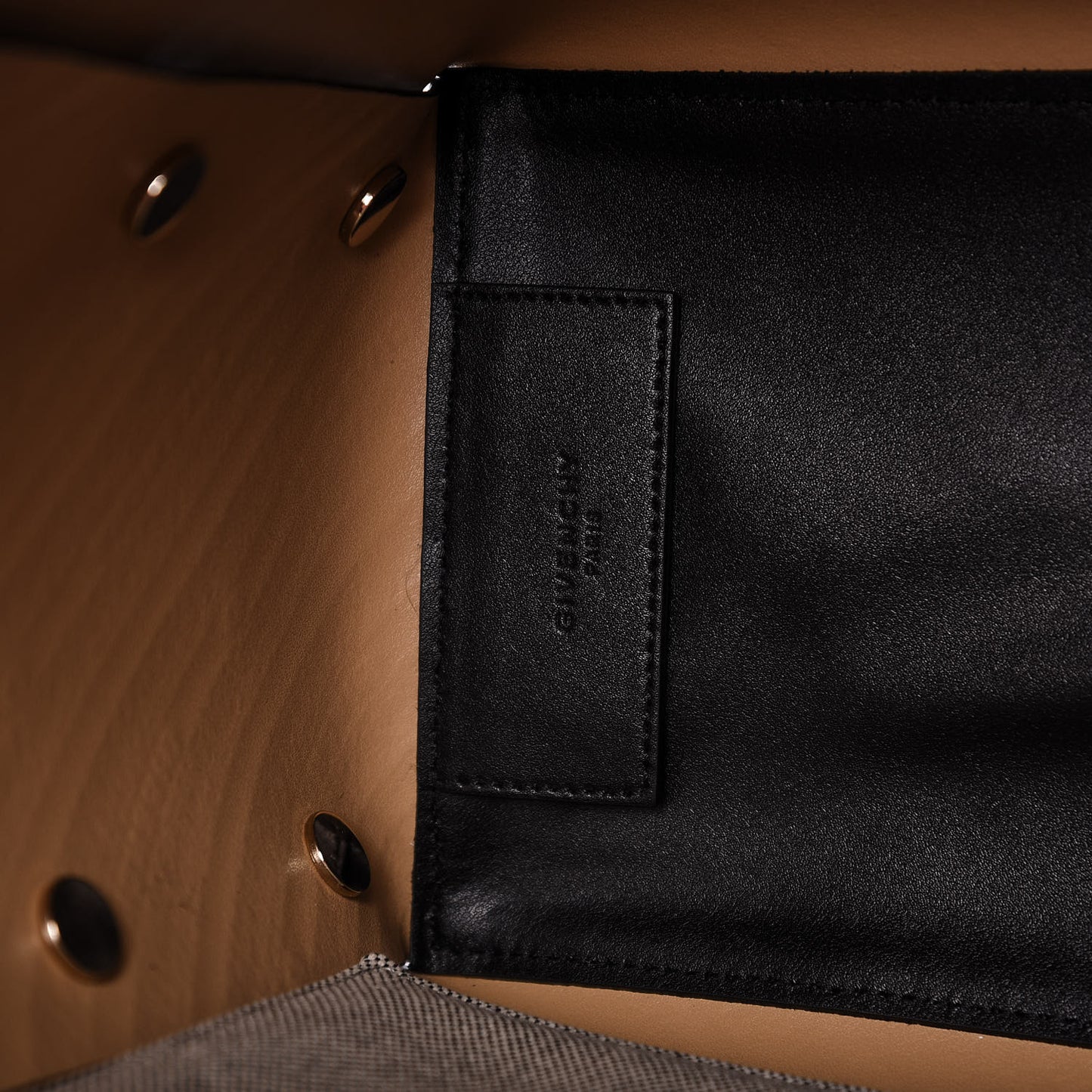 Calfskin Chain Embossed Medium Bond Shopper Tote Black