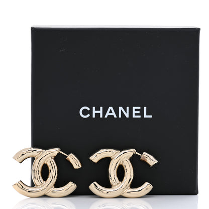 Chanel Metal Large CC Earrings Light Gold 5 of 5