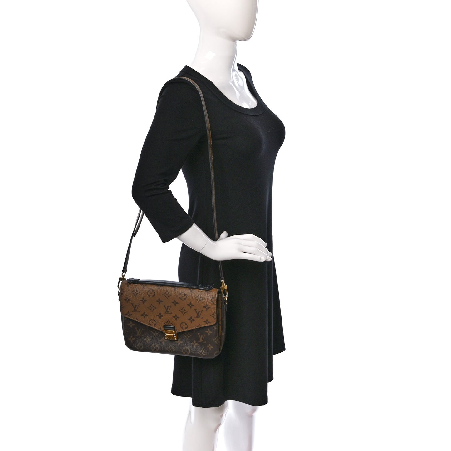 Reverse Monogram Pochette Metis