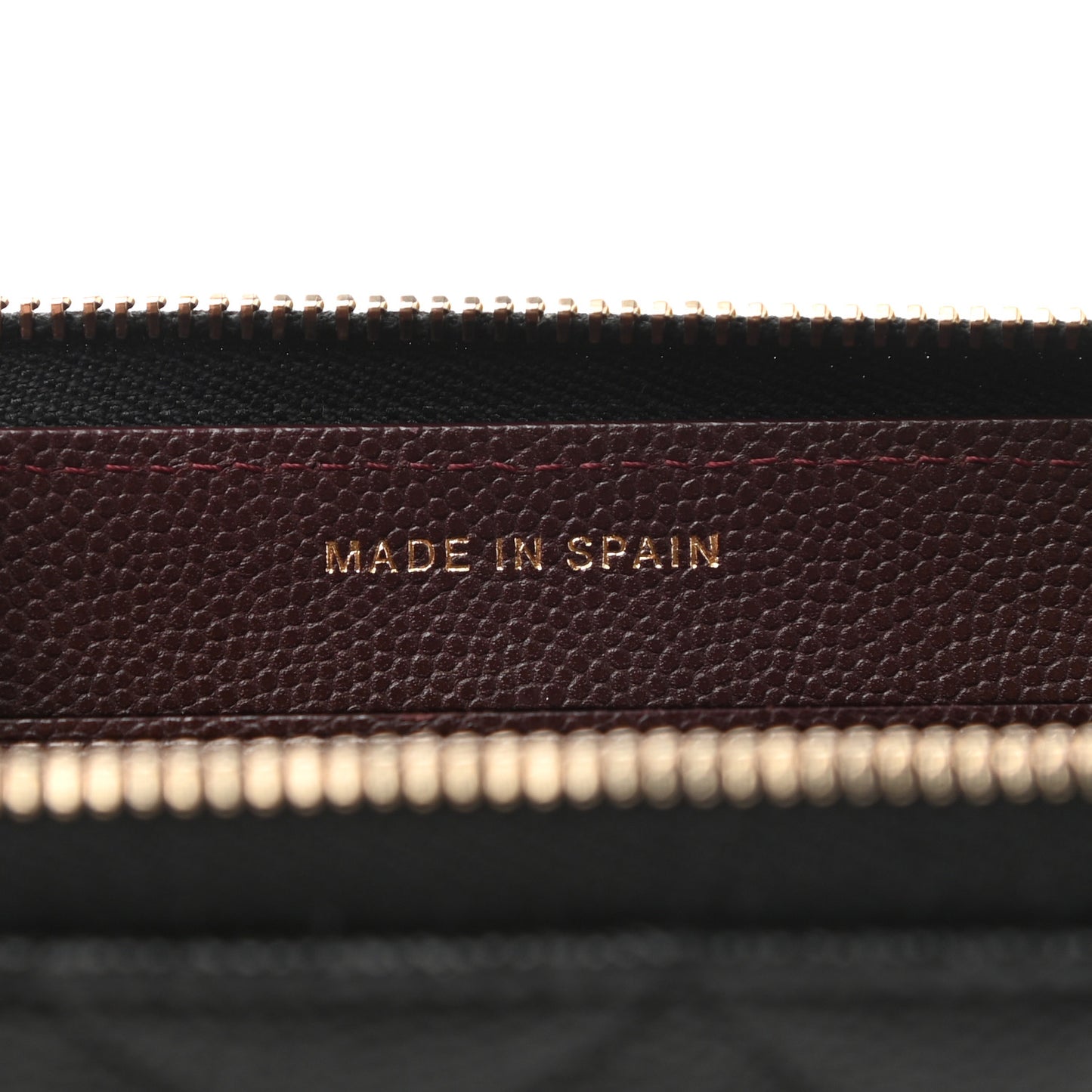 Caviar Quilted Medium Zip Around Wallet Black