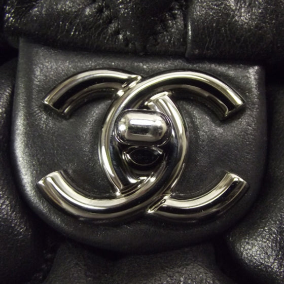 Lambskin Bubble Quilt Flap Bag Black