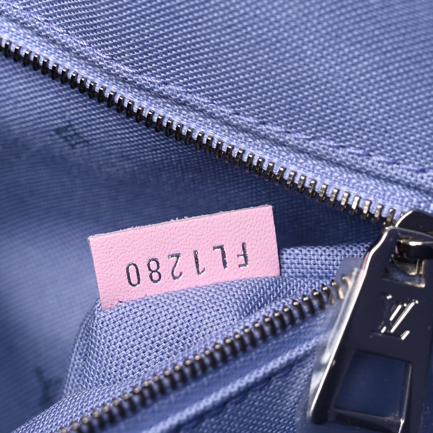 Monogram Escale Onthego GM Pastel