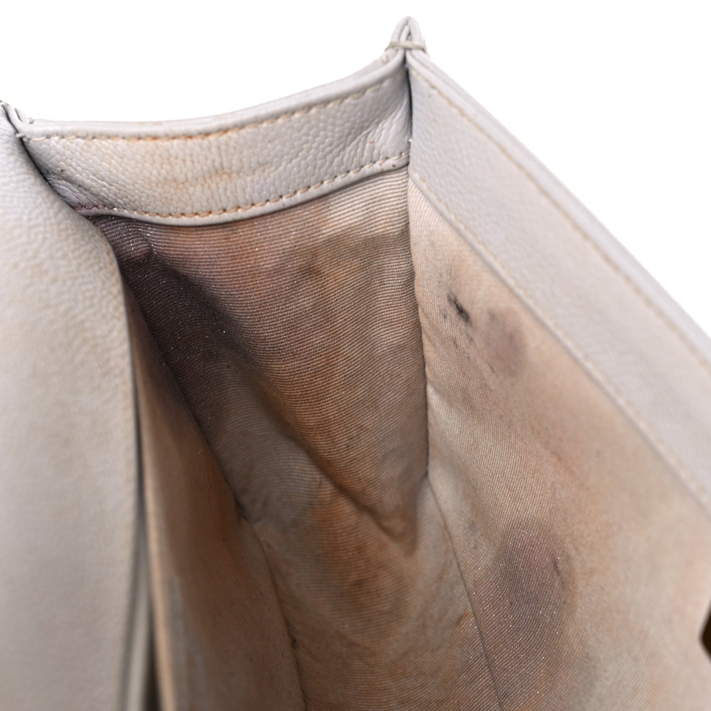 Caviar Quilted Medium Boy Flap Light Grey