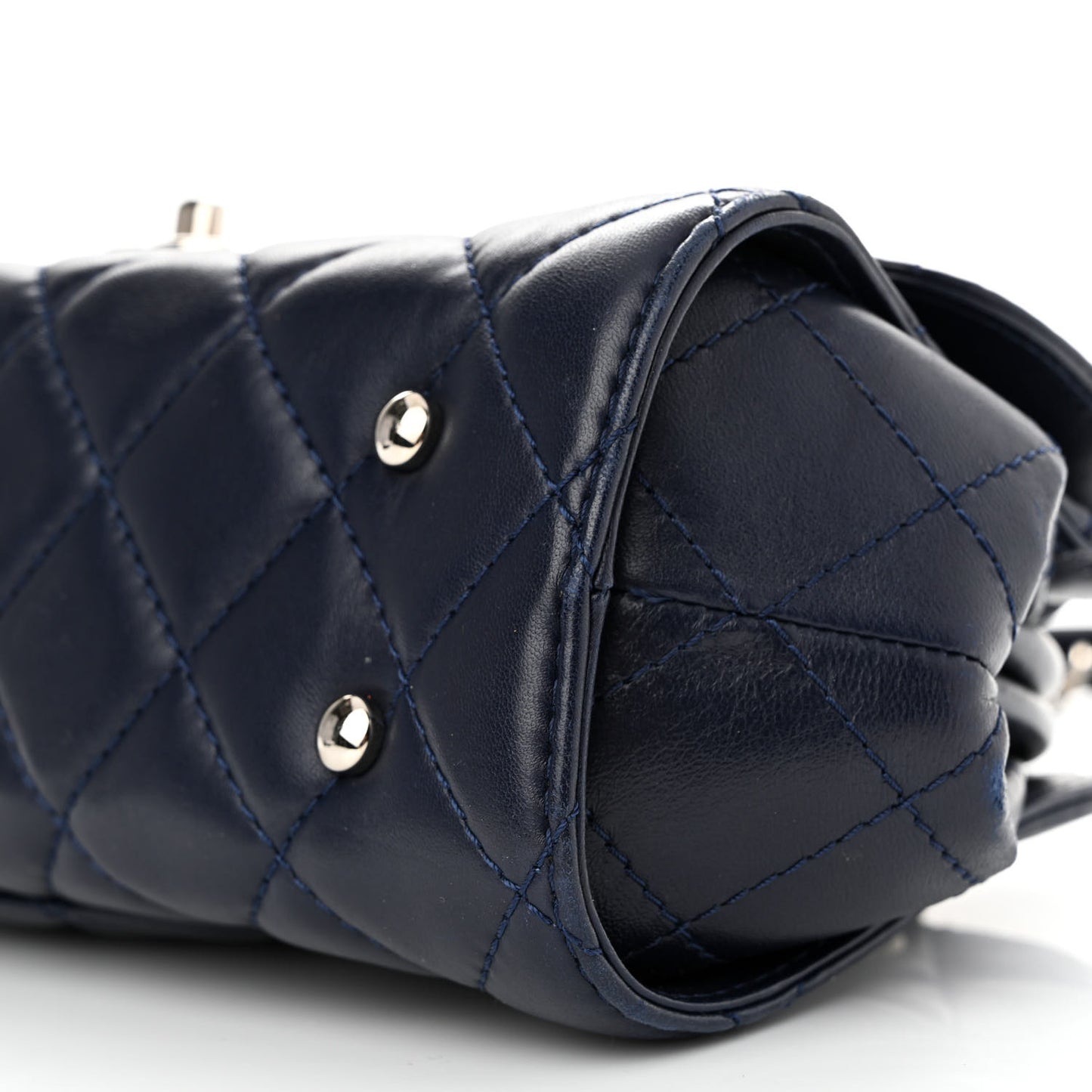 Calfskin Quilted Kisslock Frame Chain Bag Navy