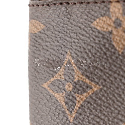 Louis Vuitton Monogram Key Pouch 8 of 8