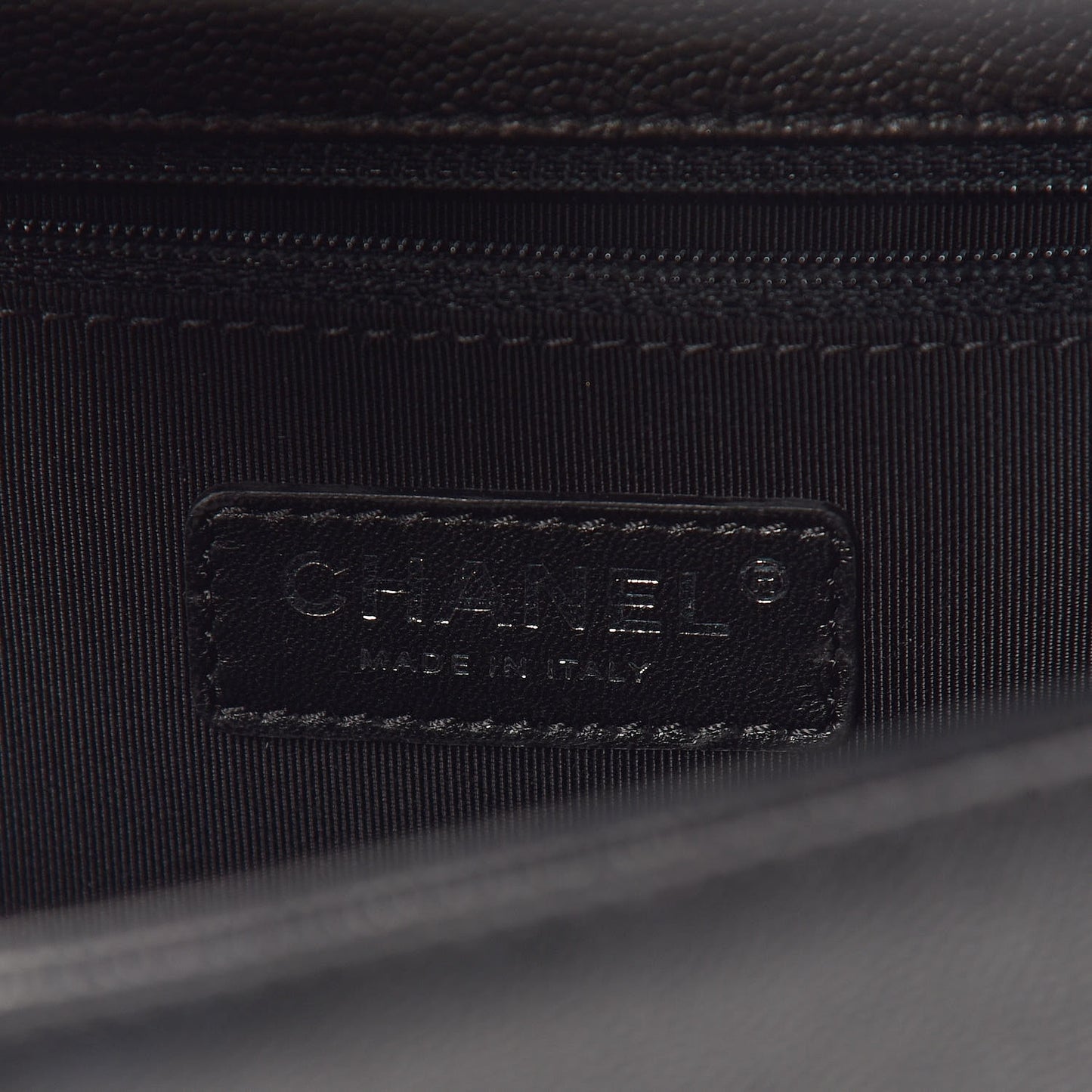 Caviar Quilted New Medium Boy Flap So Black