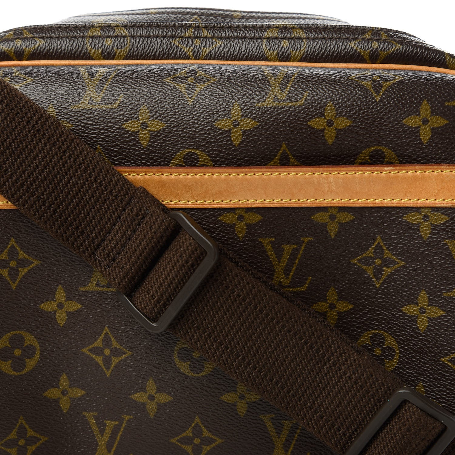 Louis Vuitton Monogram Reporter PM 10 of 10