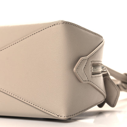 Alaia Shiny Goatskin Medium Le Teckel Bag Grege 9 of 12