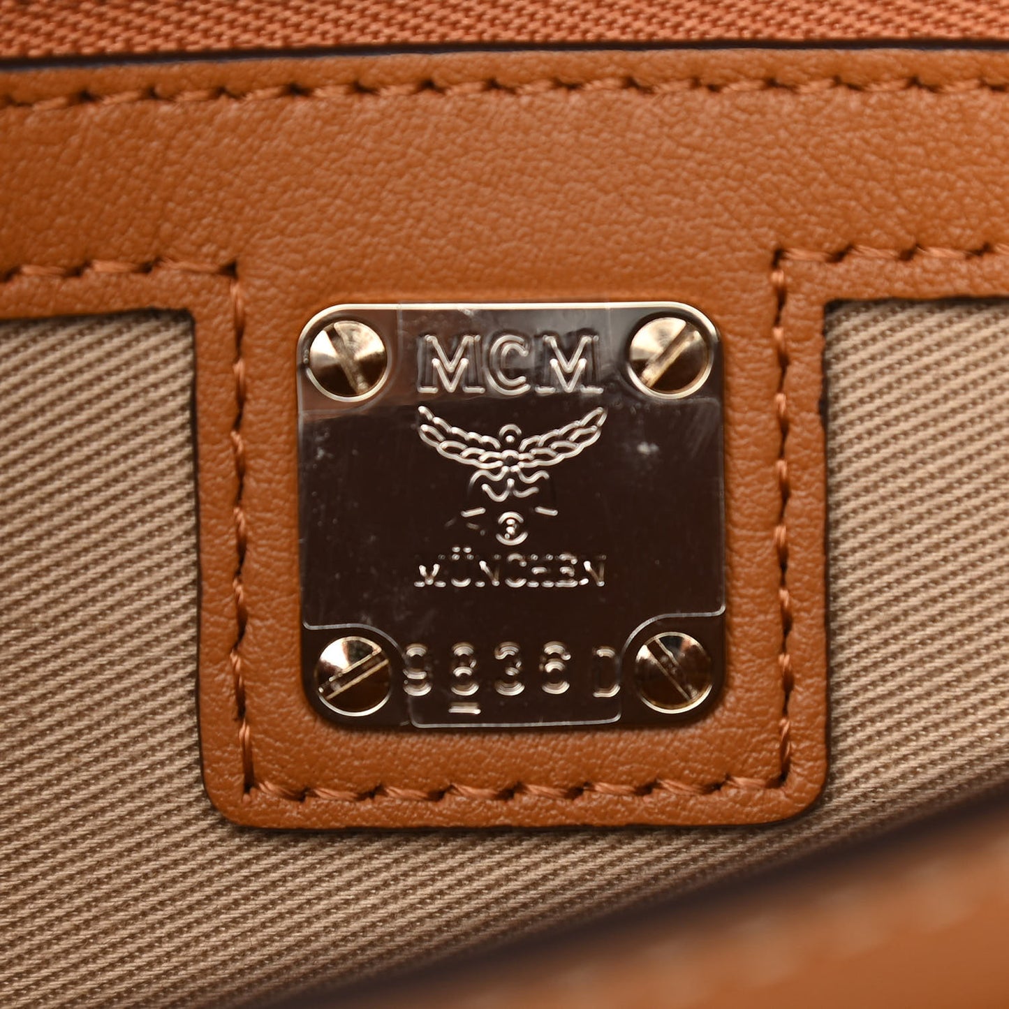 Metallic Visetos Medium Millie Crossbody Bag Berlin Gold