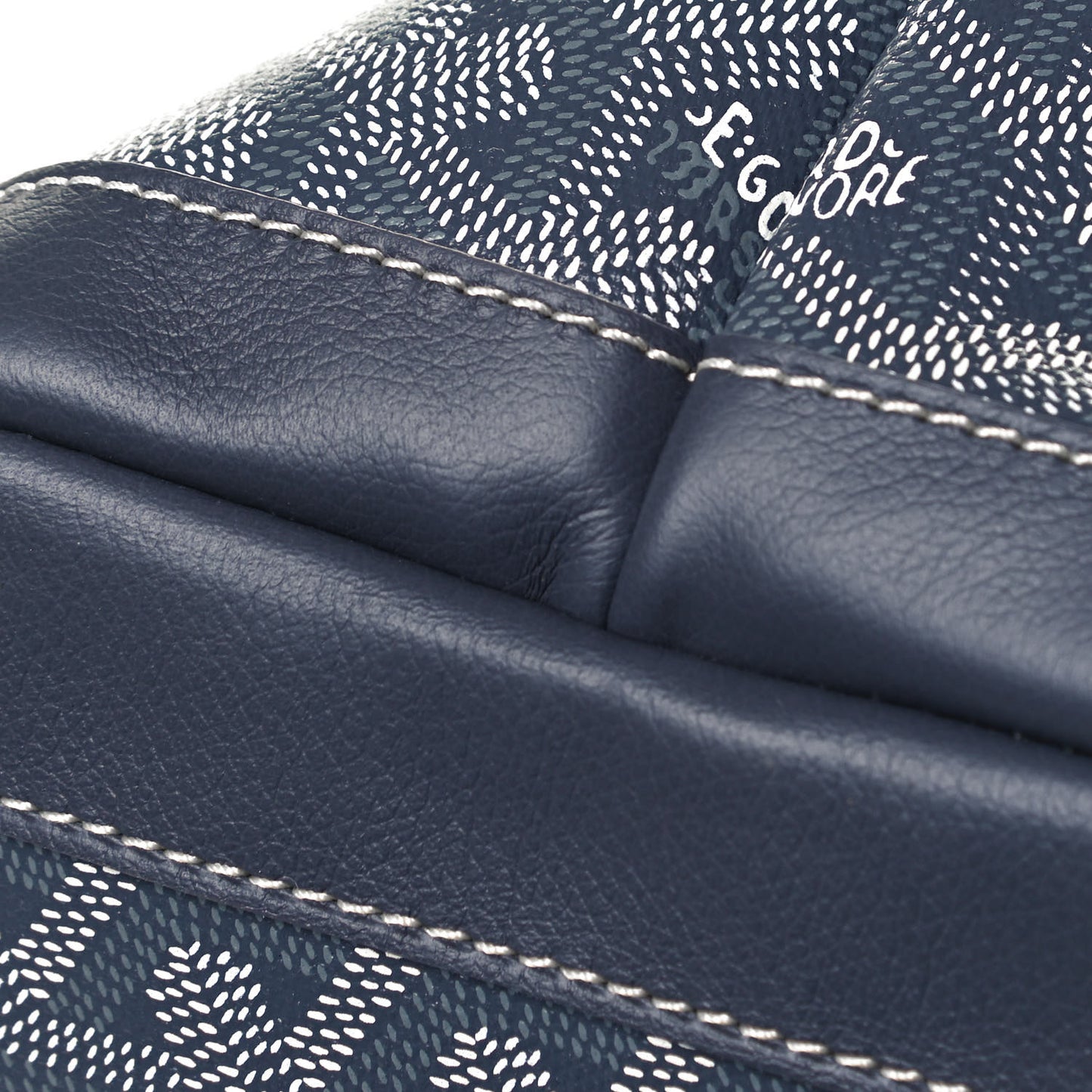 Goyardine Artois MM Grey