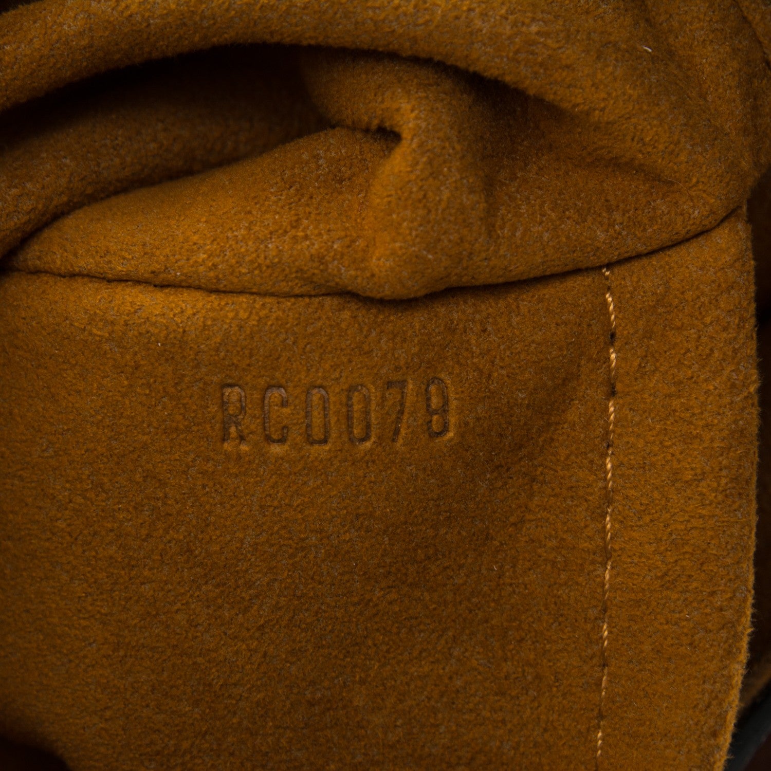 Louis Vuitton Monogram Epices Kalahari GM Masala 7 of 8