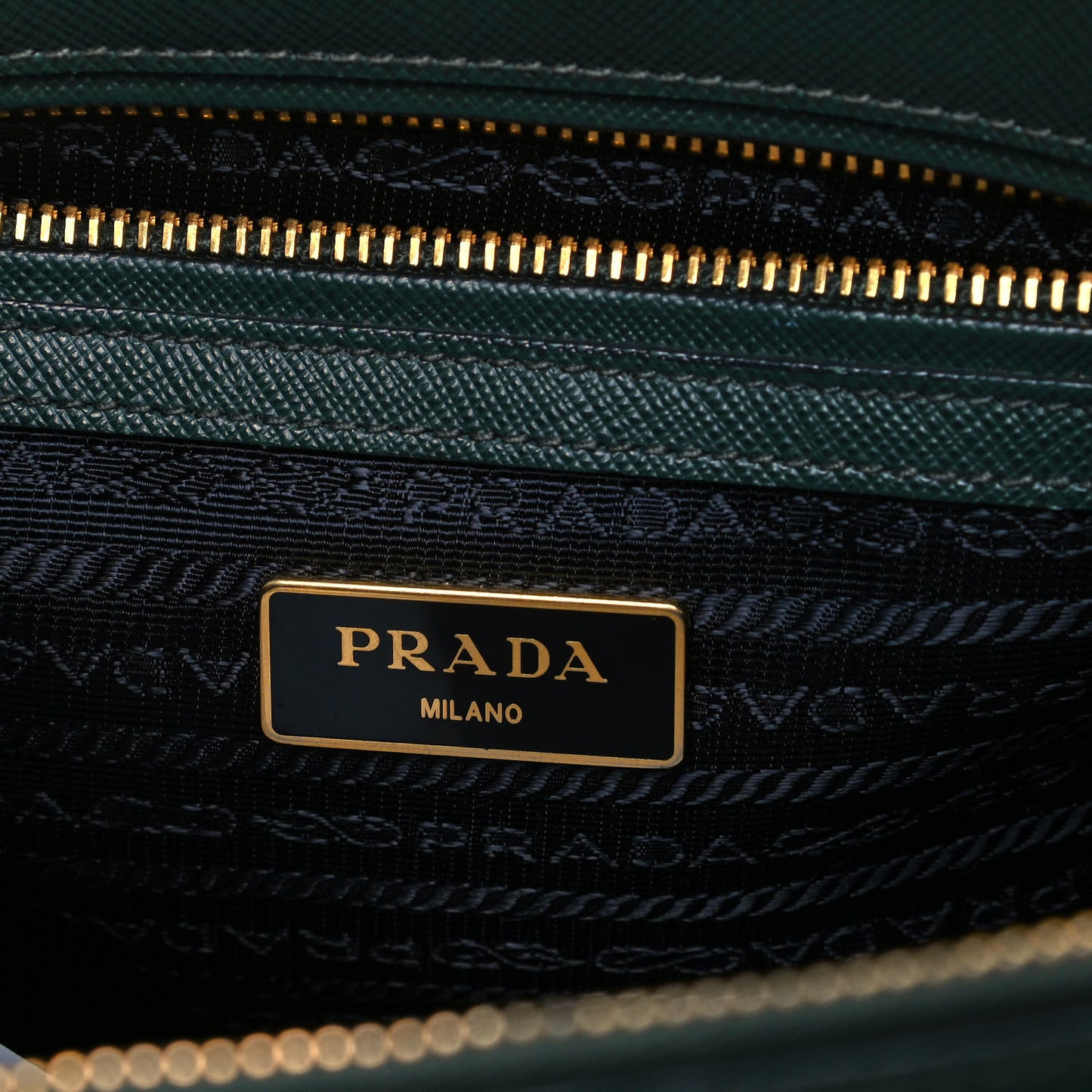Saffiano Small Galleria Double Zip Tote Smeraldo