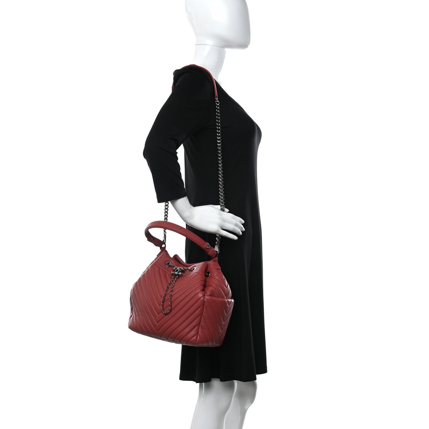 Deerskin Chevron Quilted Medium CC Chain Bucket Drawstring Bag Red