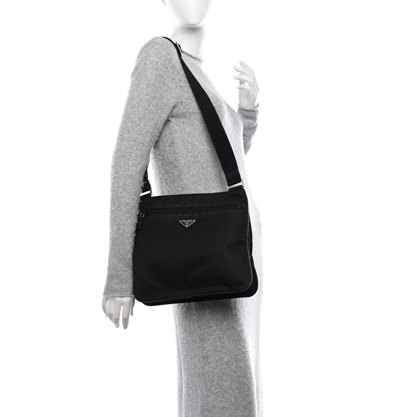 Nylon Vela Flat Messenger Bag Black