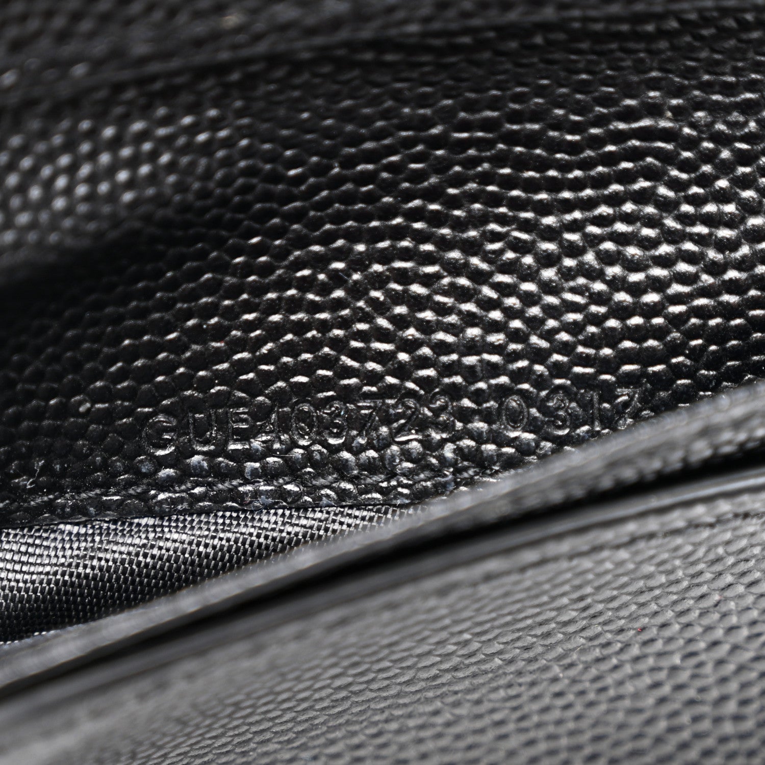 Saint Laurent Grain De Poudre Matelasse Chevron Monogram Compact Zip Around Wallet Black 7 of 8