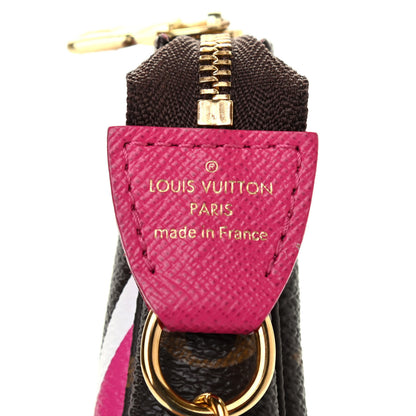 Louis Vuitton Monogram 2018 Christmas Animation Mini Bears Pochette Accessories 6 of 7