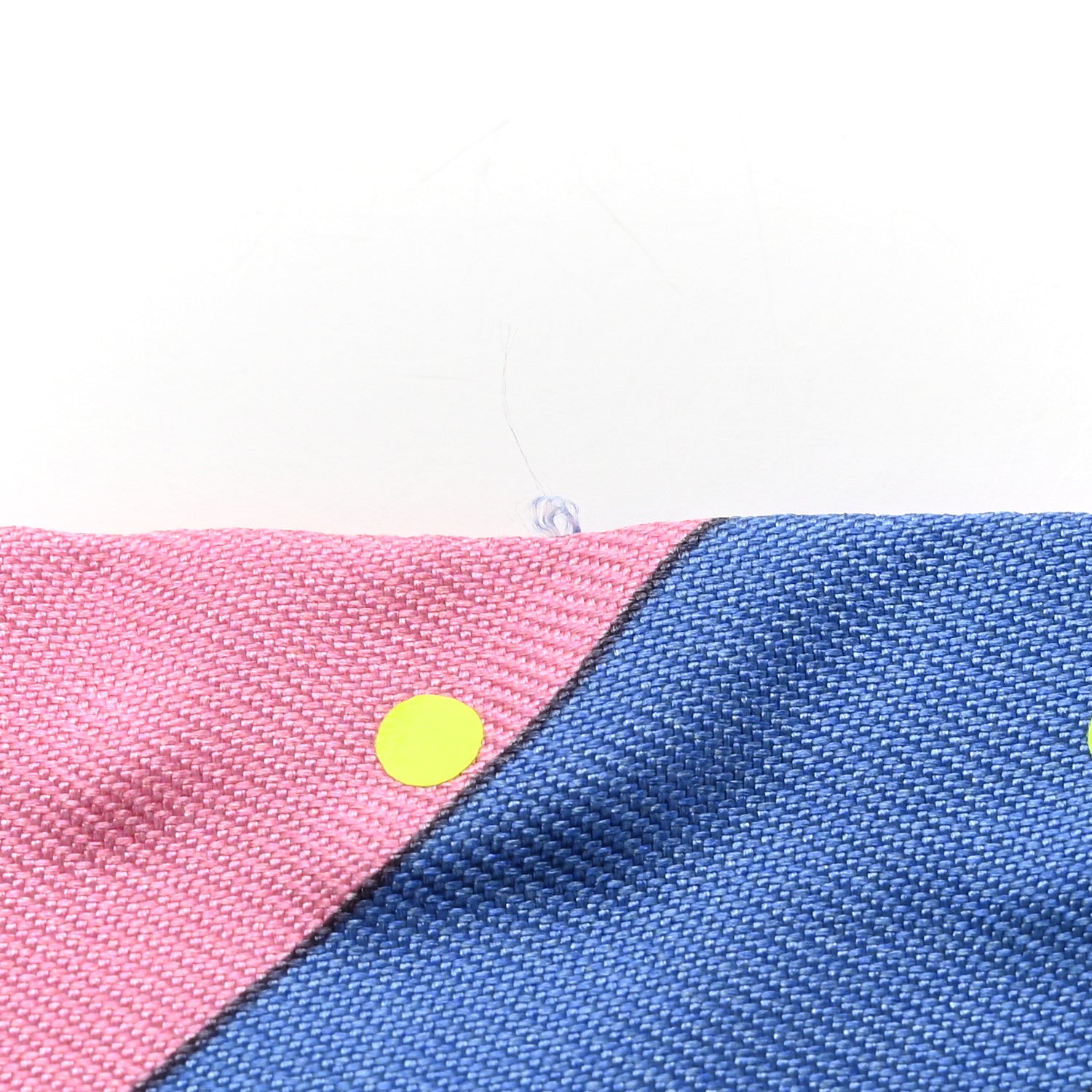 Hermes Silk Selle de Dignitaire Plumetis Twilly Rose Saumon Vert 4 of 5