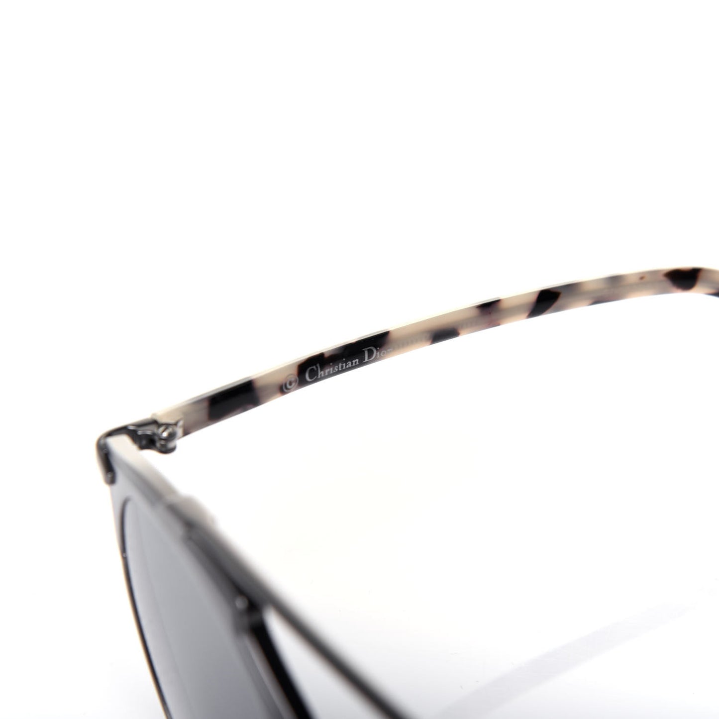 Metal Lambskin So Real Sunglasses Tortoise