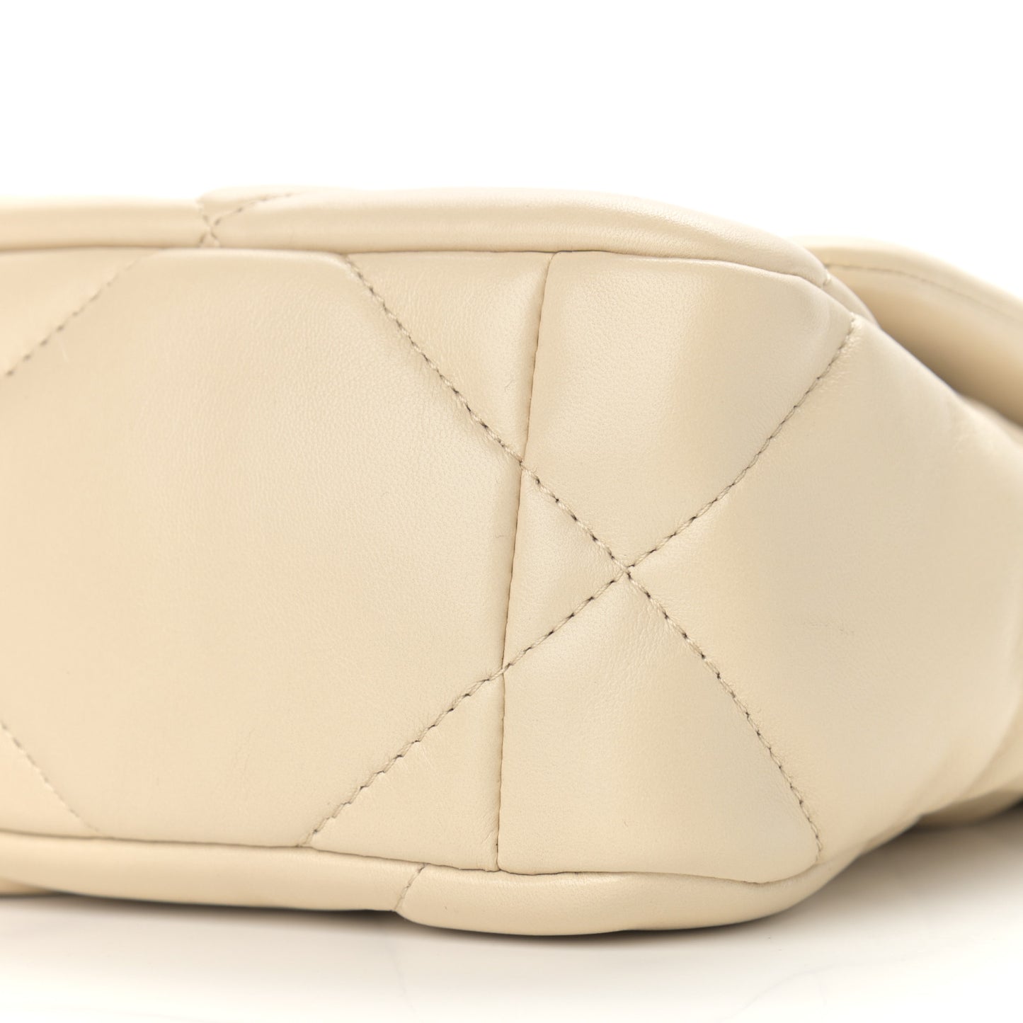 Lambskin Quilted Medium Chanel 19 Flap Light Beige