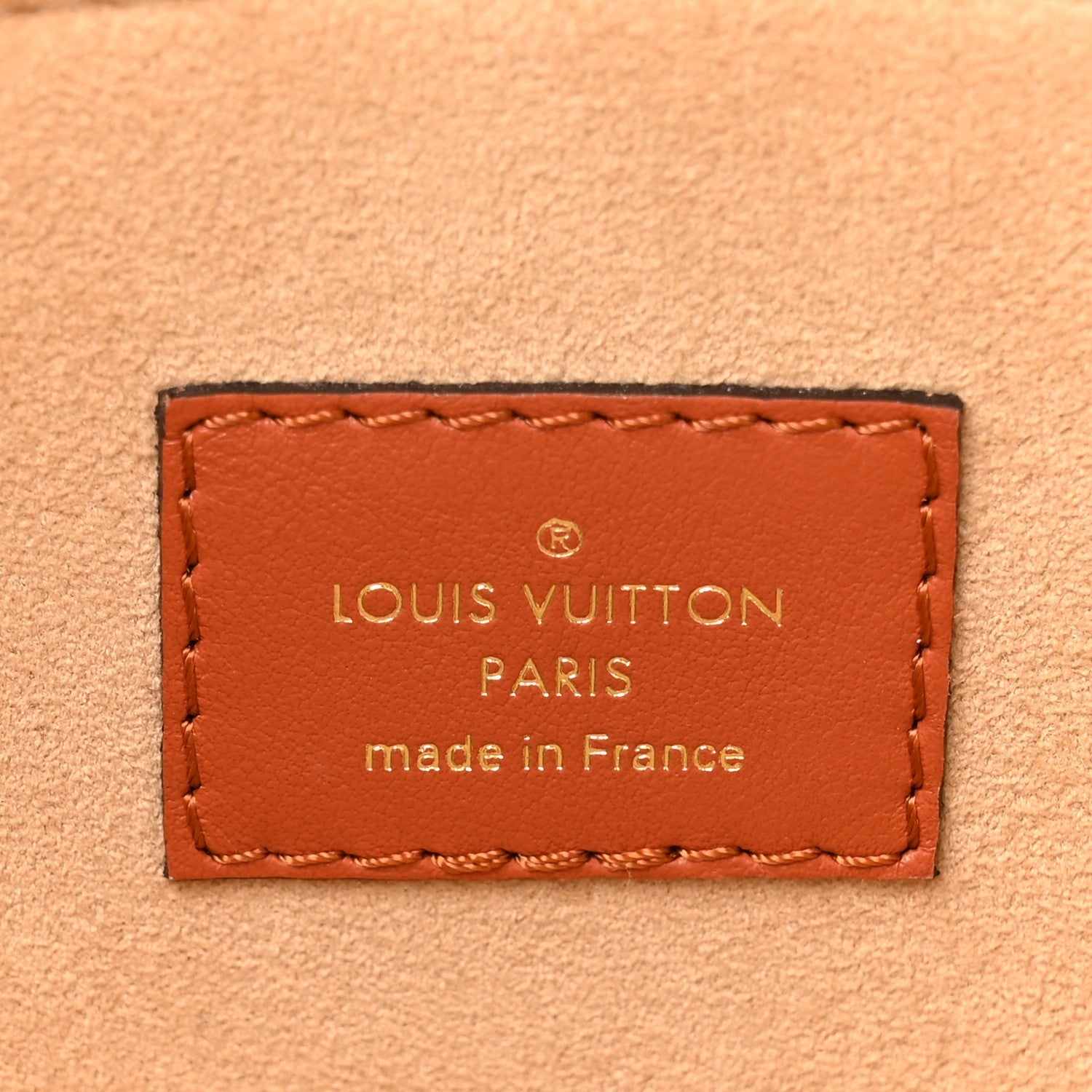 Louis Vuitton Calfskin Monogram Tufting On My Side Galet 6 of 7