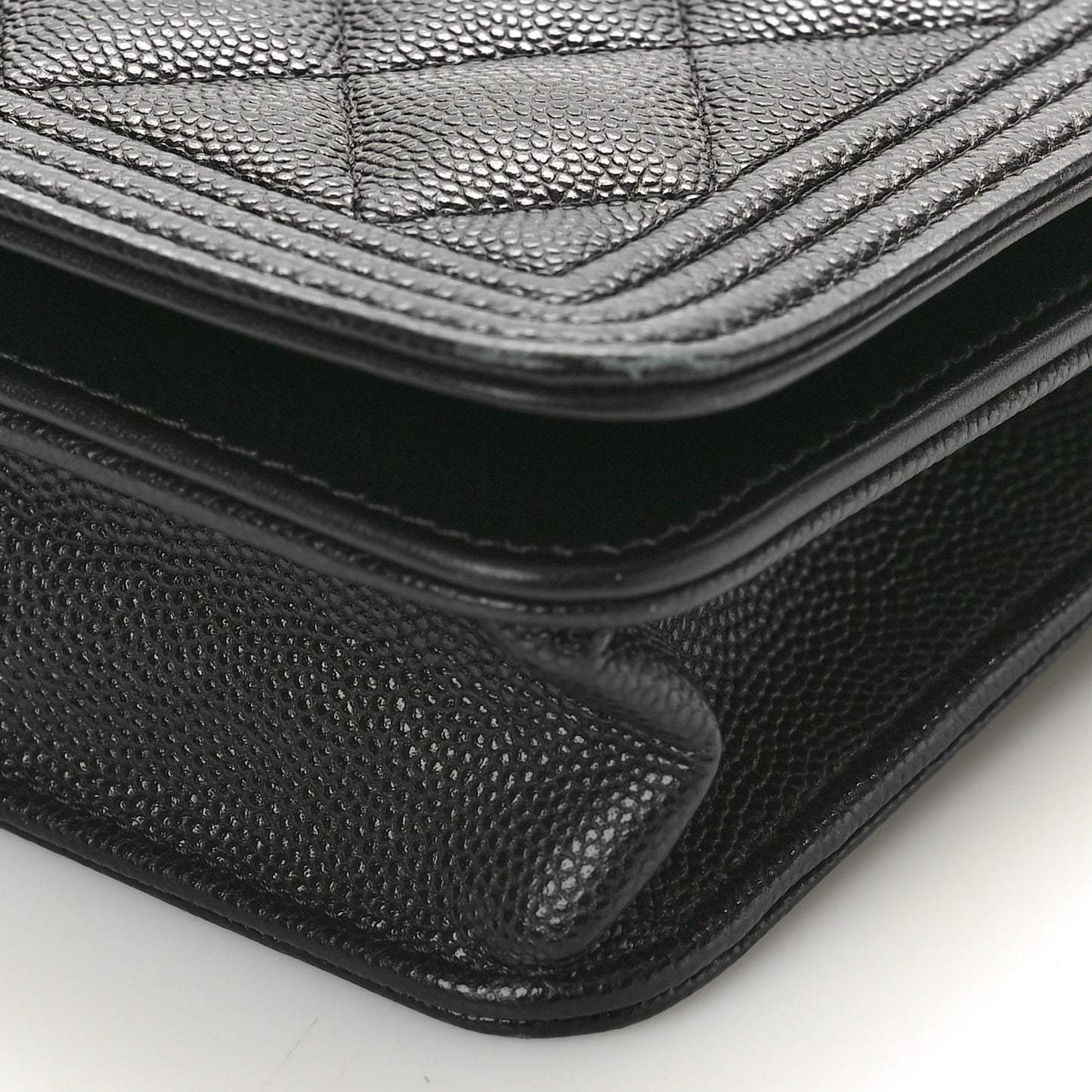 Caviar Quilted Boy Wallet On Chain WOC Black
