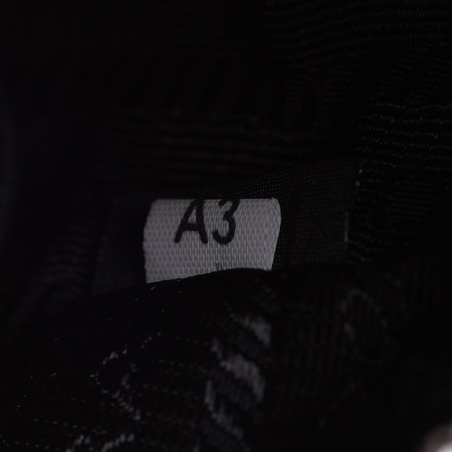 Prada Nylon Re-Edition 2005 Shoulder Bag Black 8 of 14