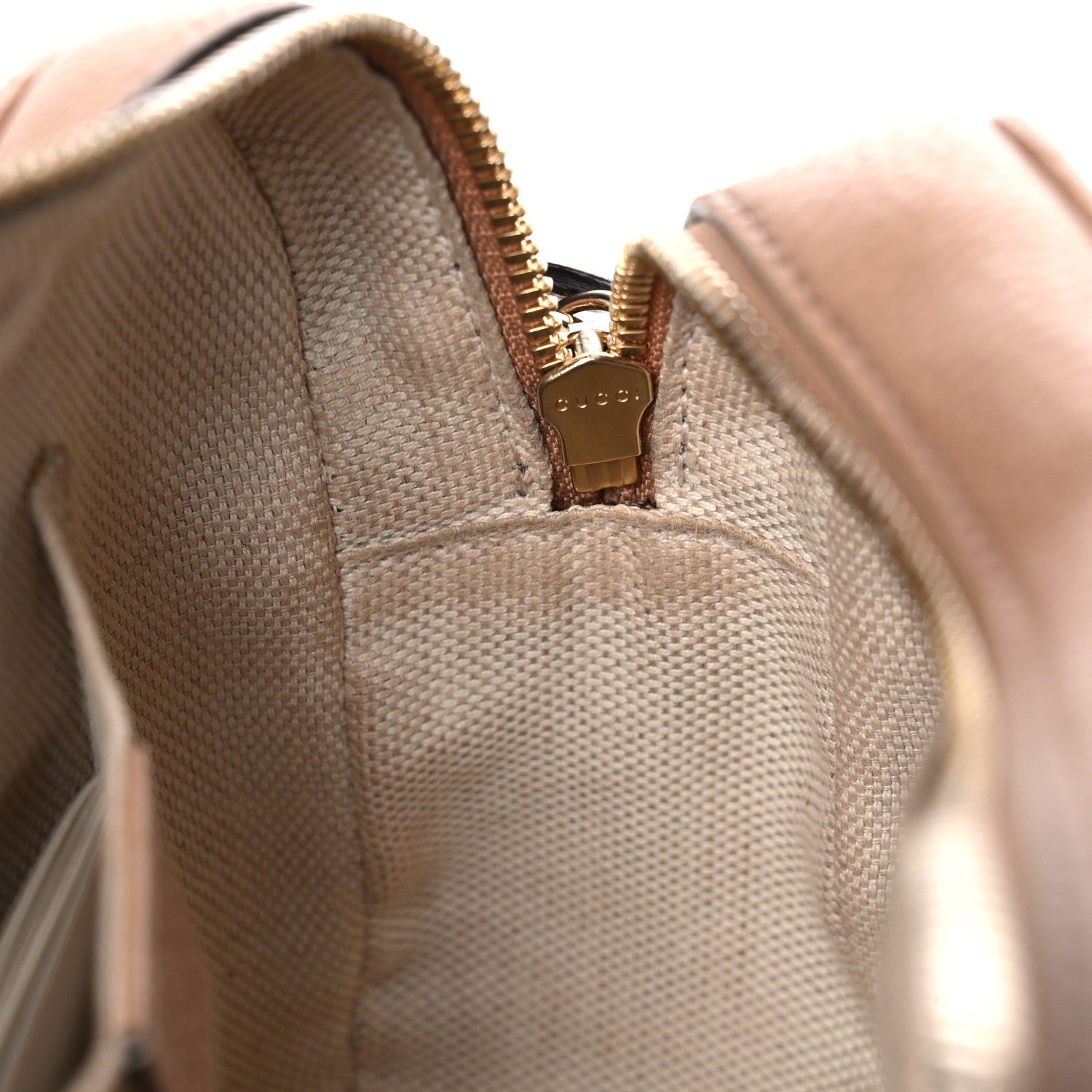 Gucci Pebbled Calfskin Small Soho Disco Bag Camelia 18 of 22