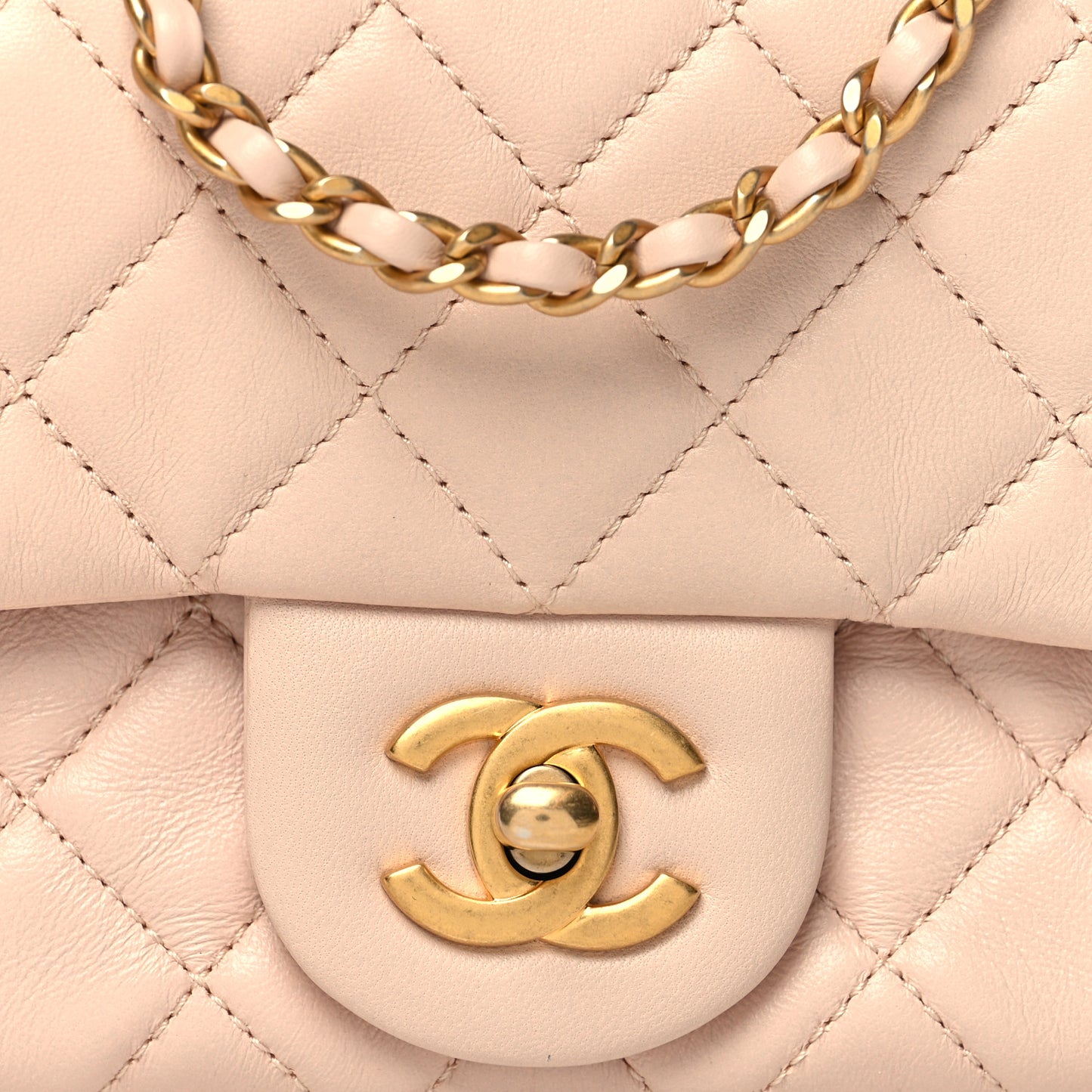 Lambskin Quilted Mini Pearl Crush Flap Light Beige