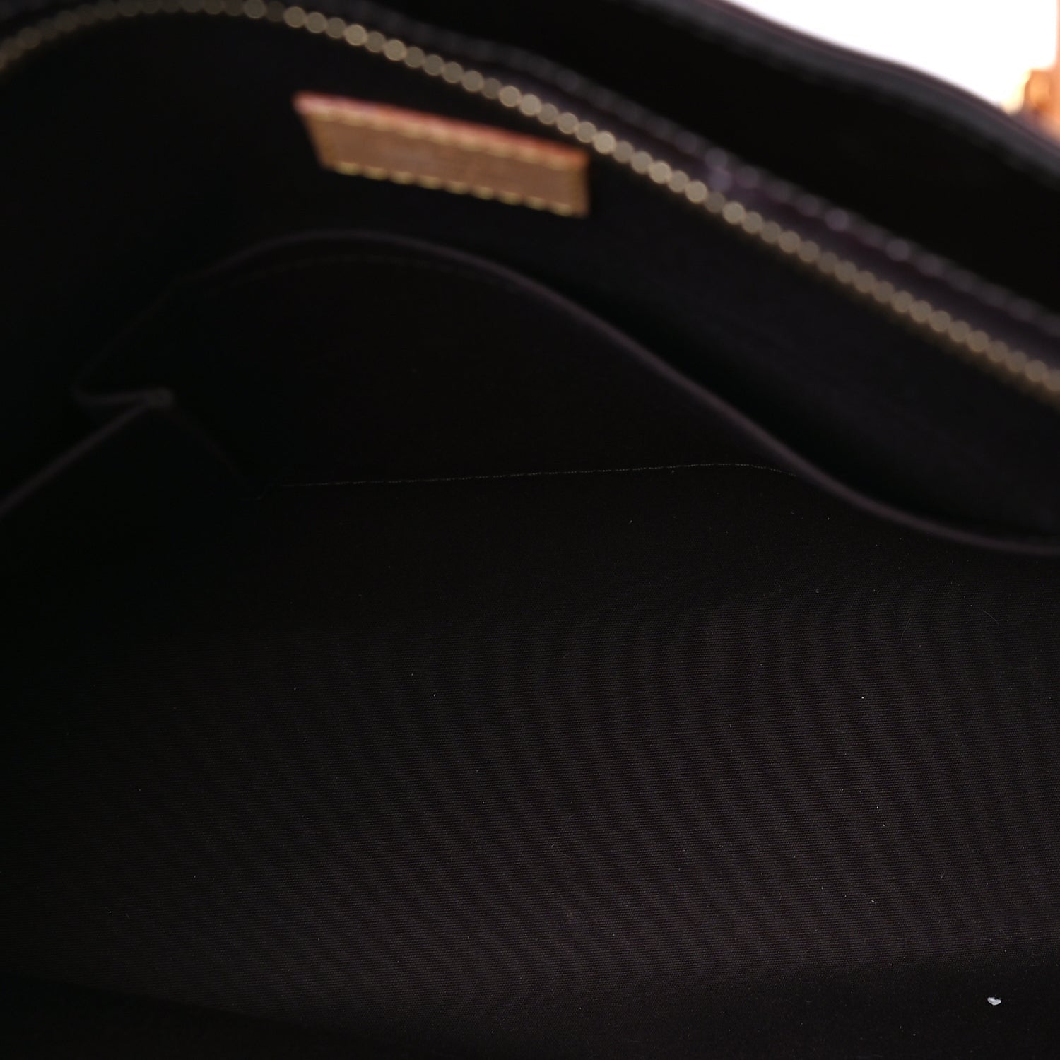 Louis Vuitton Brentwood Monogram Vernis Amarante 4 of 7