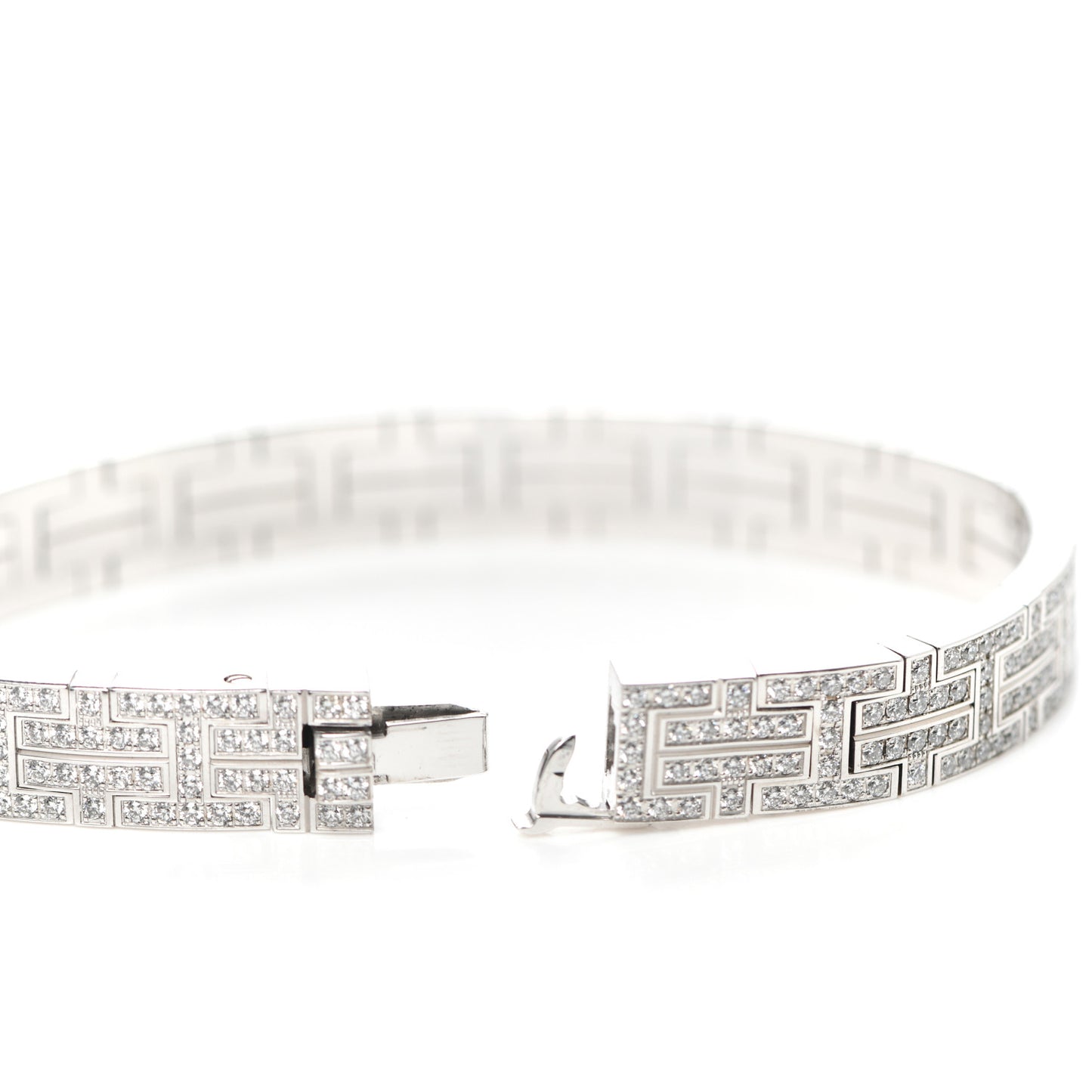 18K White Gold Diamond Kilim Bracelet SH