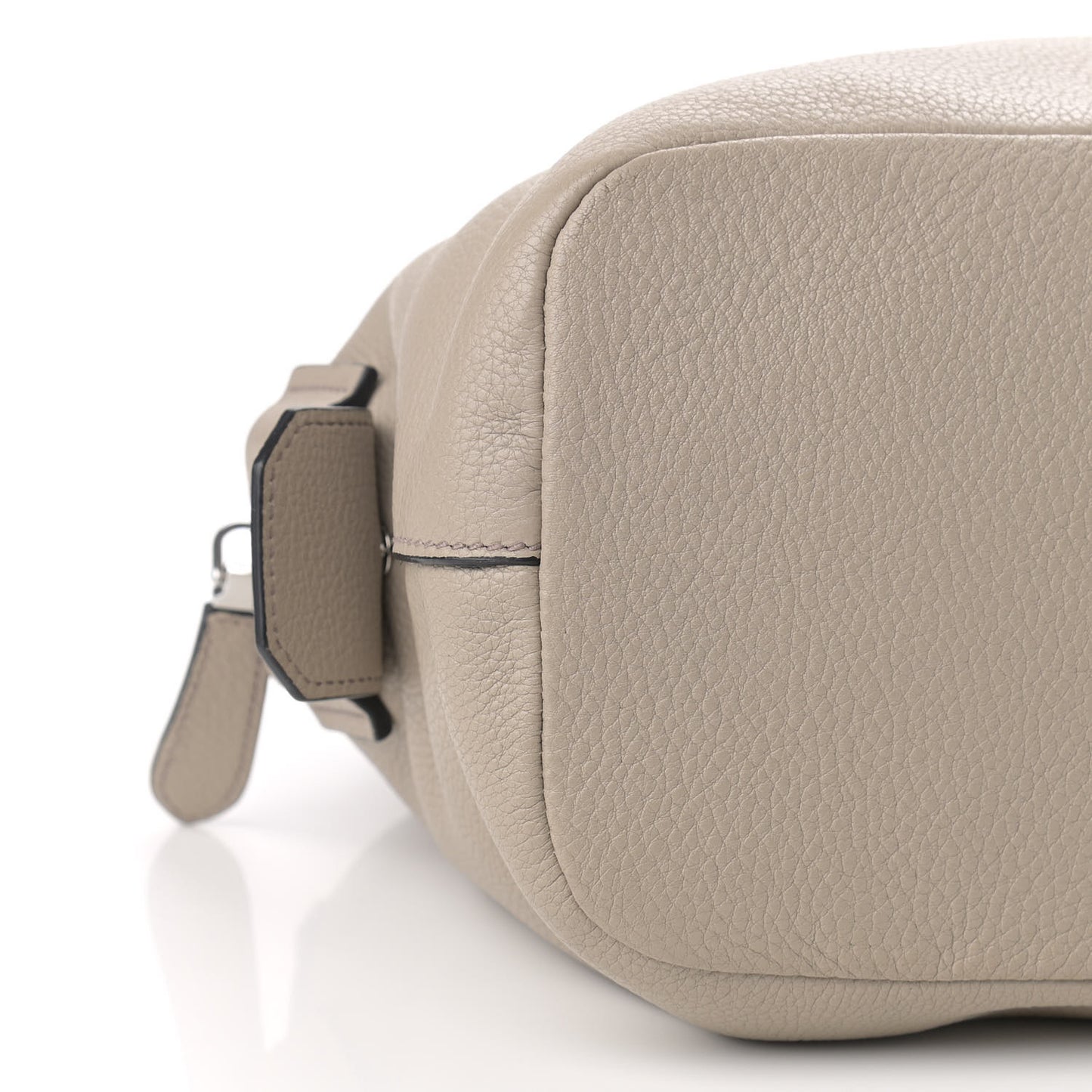 Vitello Daino Shoulder Bag Pomice