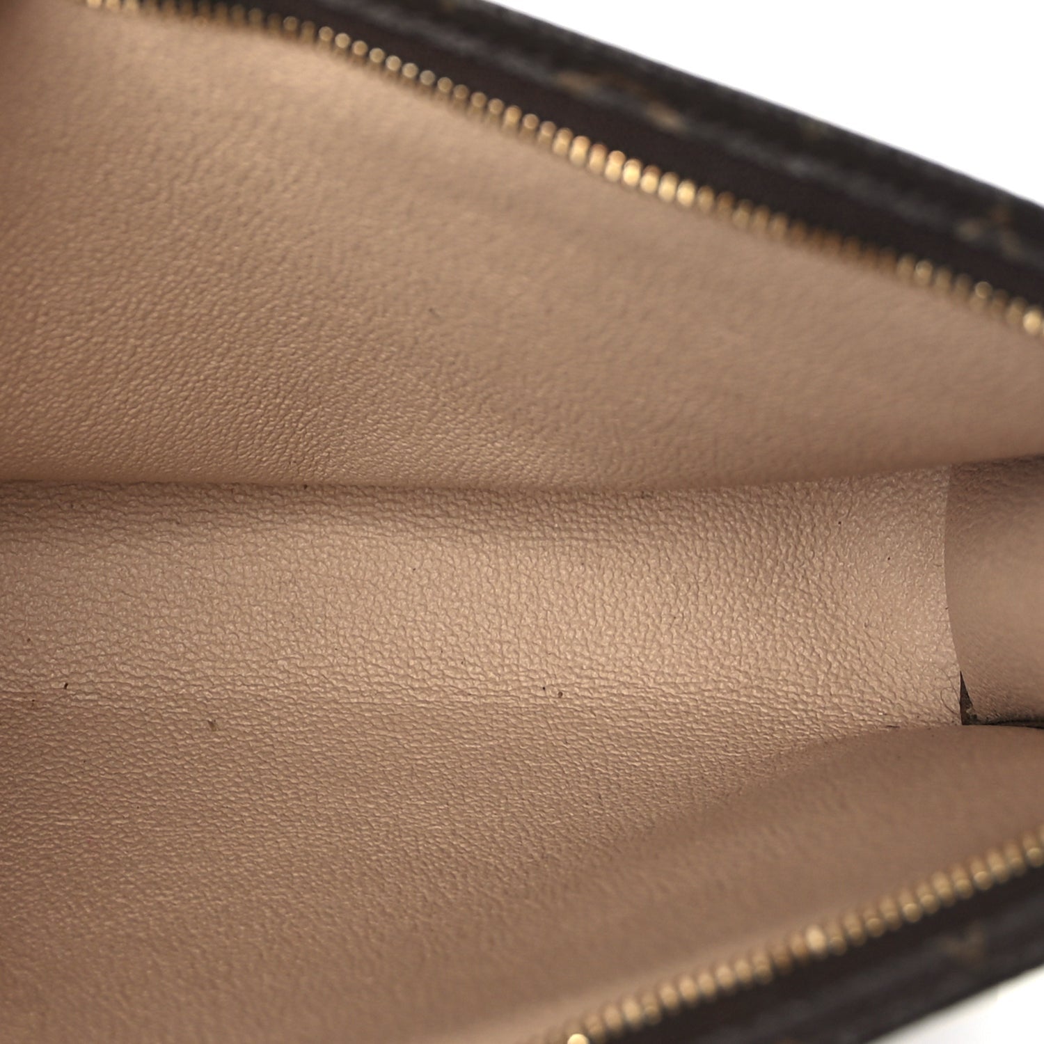 Louis Vuitton Monogram Toiletry Pouch 26 6 of 7