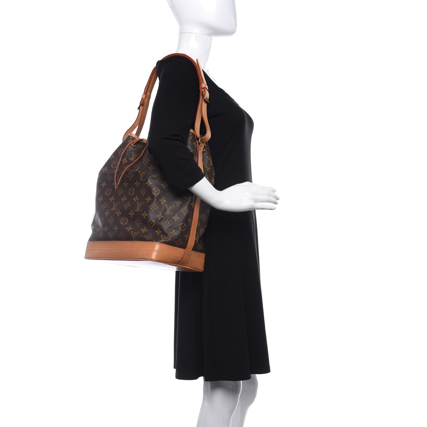 Louis Vuitton Monogram Noe 2 of 11