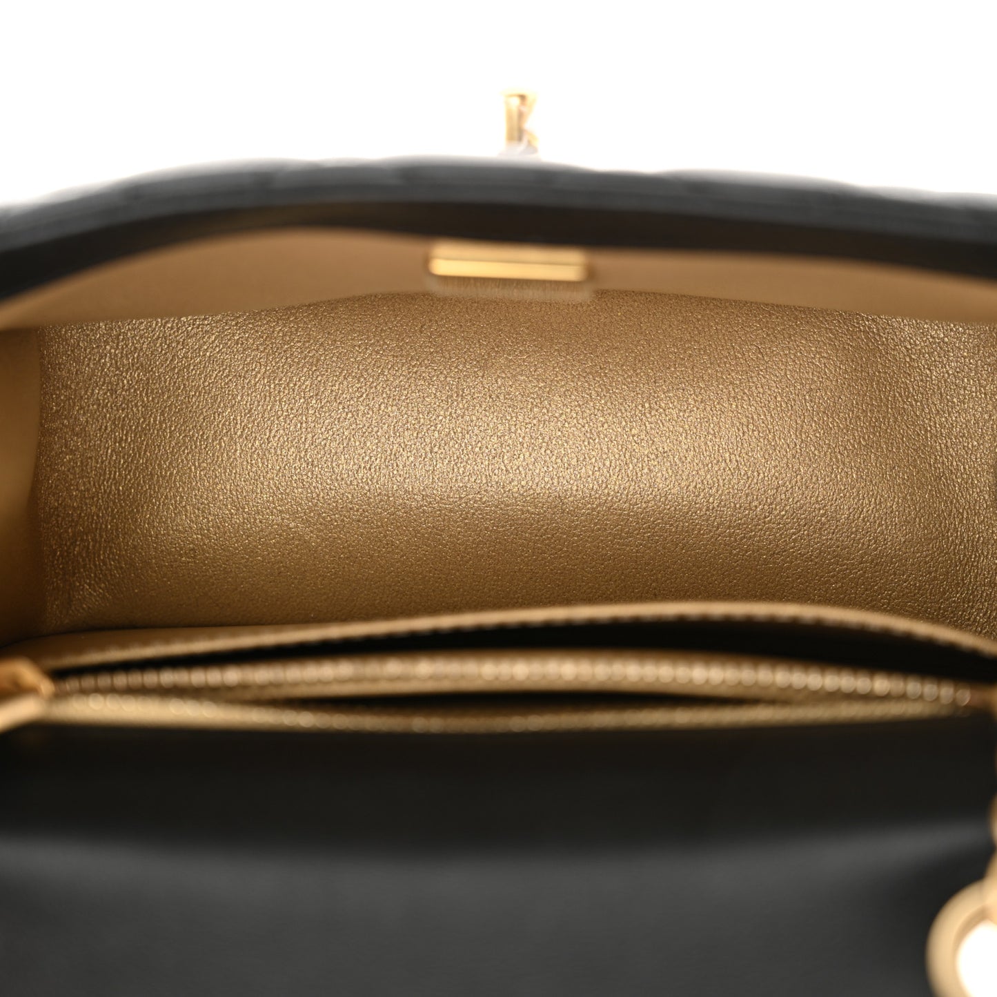 Lambskin Quilted Mini Pearl Crush Flap Black