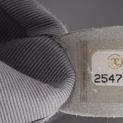 Chanel Caviar Quilted Medium Boy Flap Grey 7 of 10