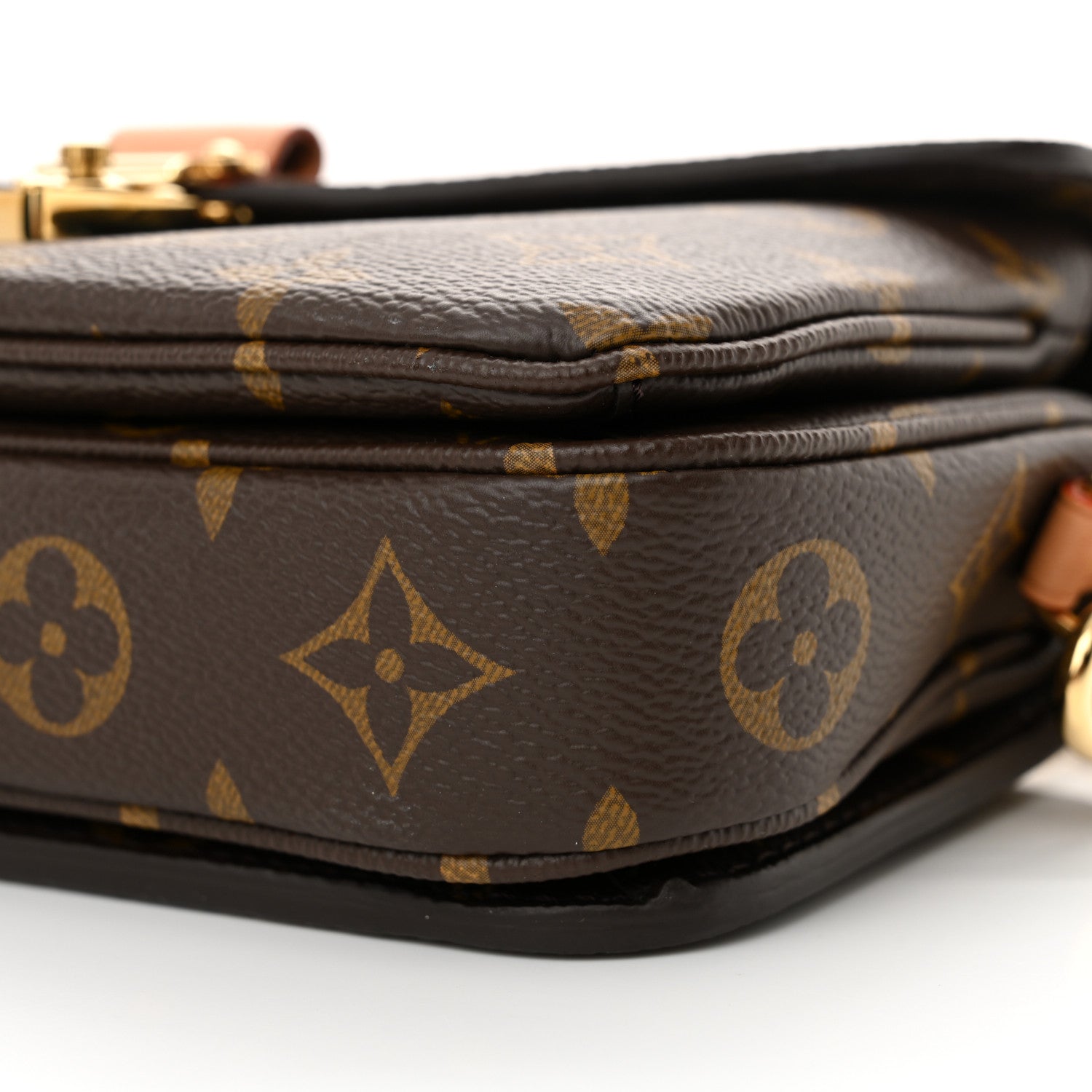 Louis Vuitton Monogram Pochette Metis East West 9 of 12