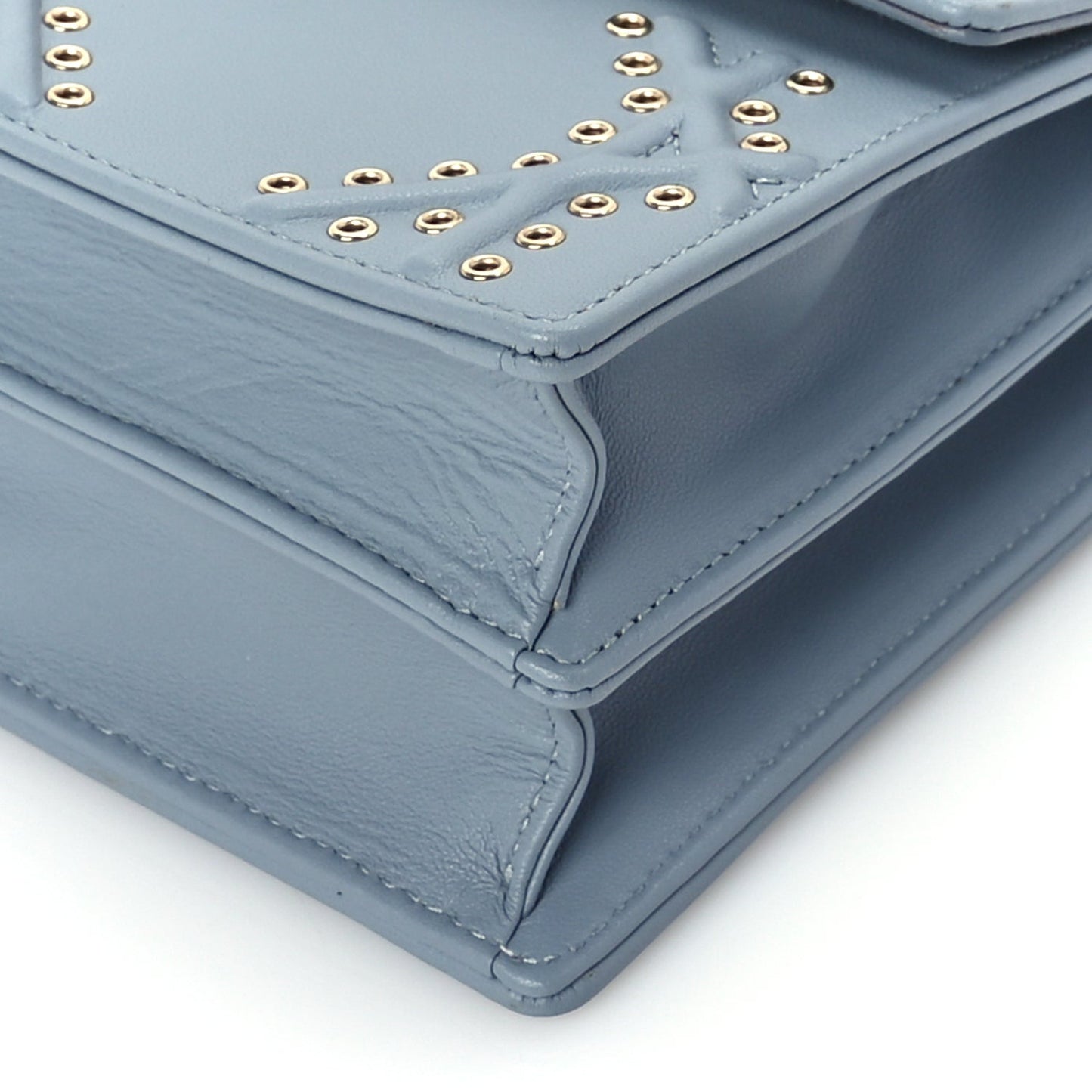 Lambskin Grommet Vertical Diorama Sky Blue