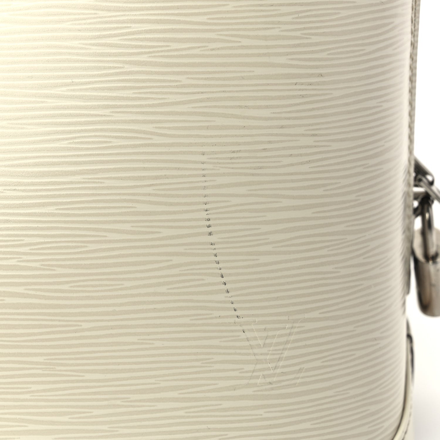 Louis Vuitton Epi Alma GM Ivory 9 of 9